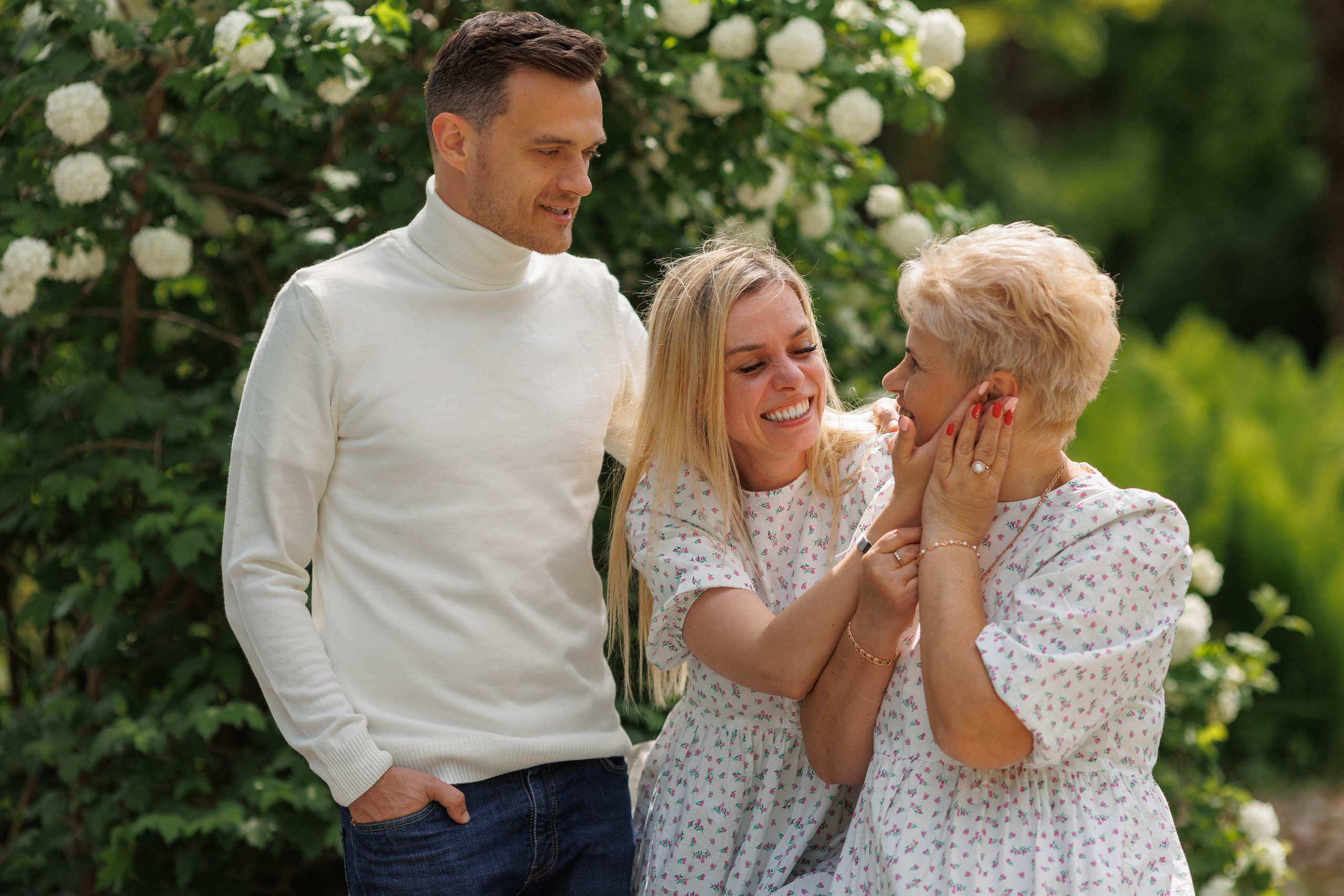 Warm welcome in Vilnius. Family photographer in Vilnuis Svetlana Naumova