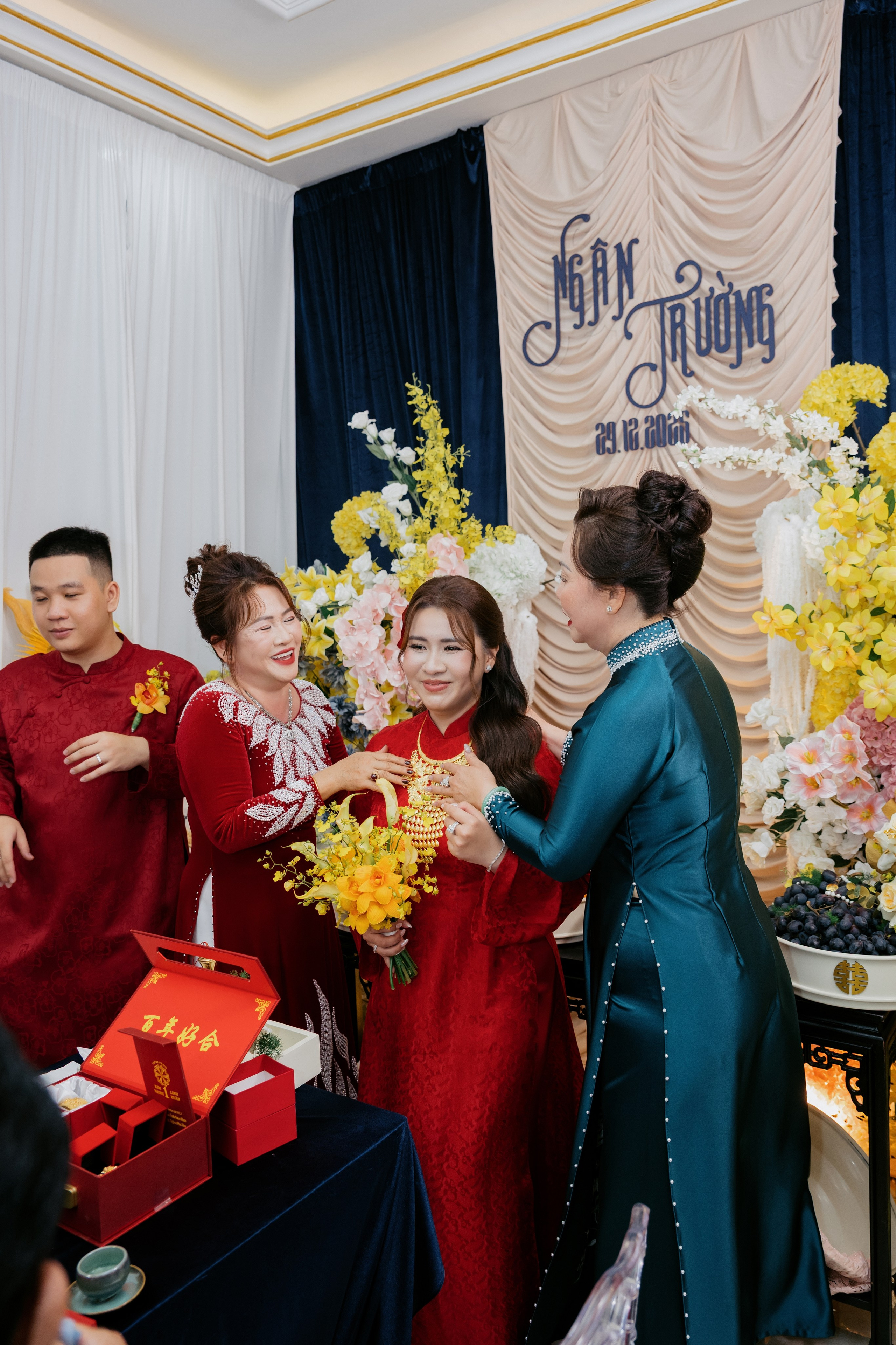 TRƯỜNG & NGÂN / Wedding Ceremony. Saigon Wedding Present | Art Beyond Moments