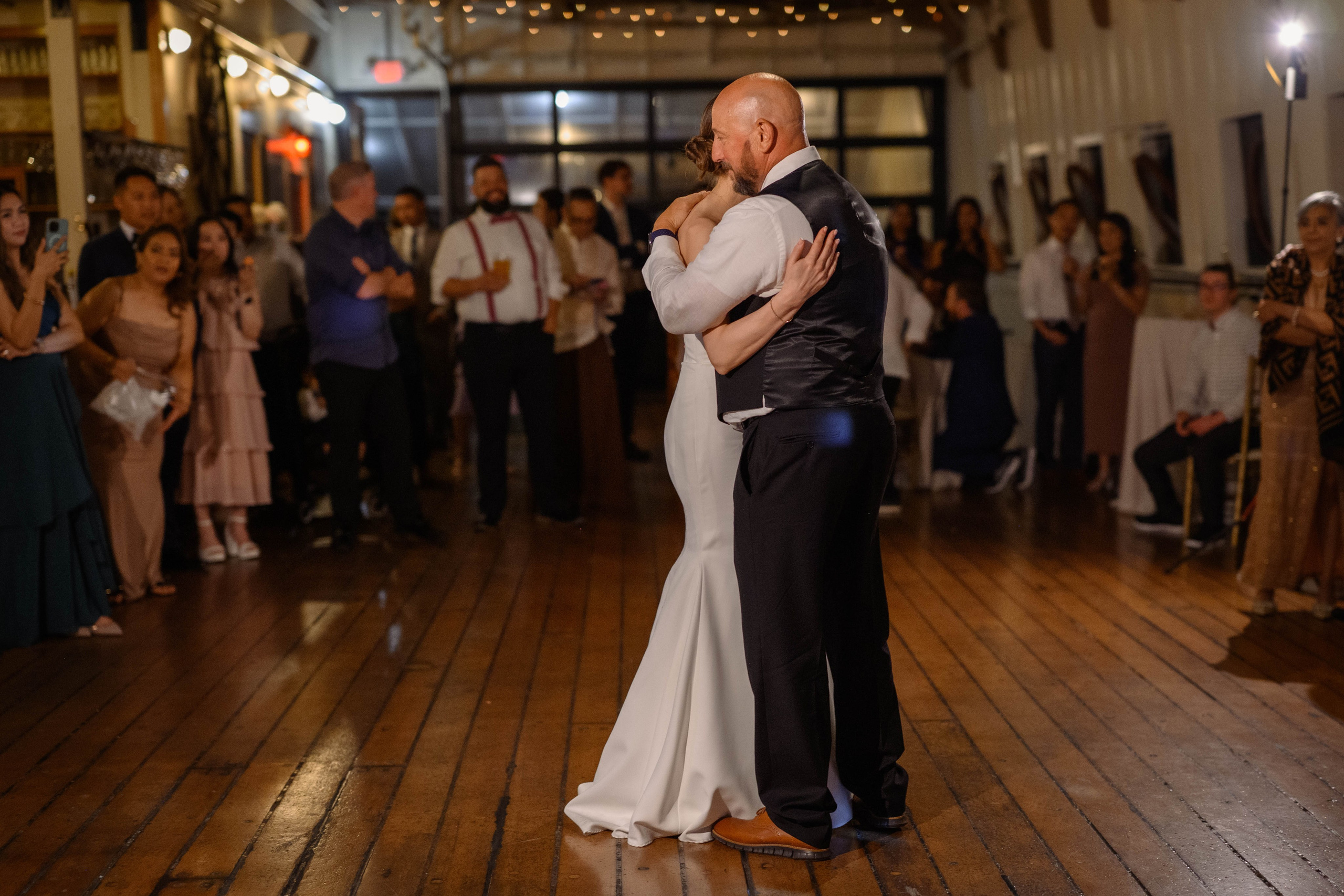 Kevin & Katie. Wedding & portrait photography in the Seattle Area. Helen Michelle photographer