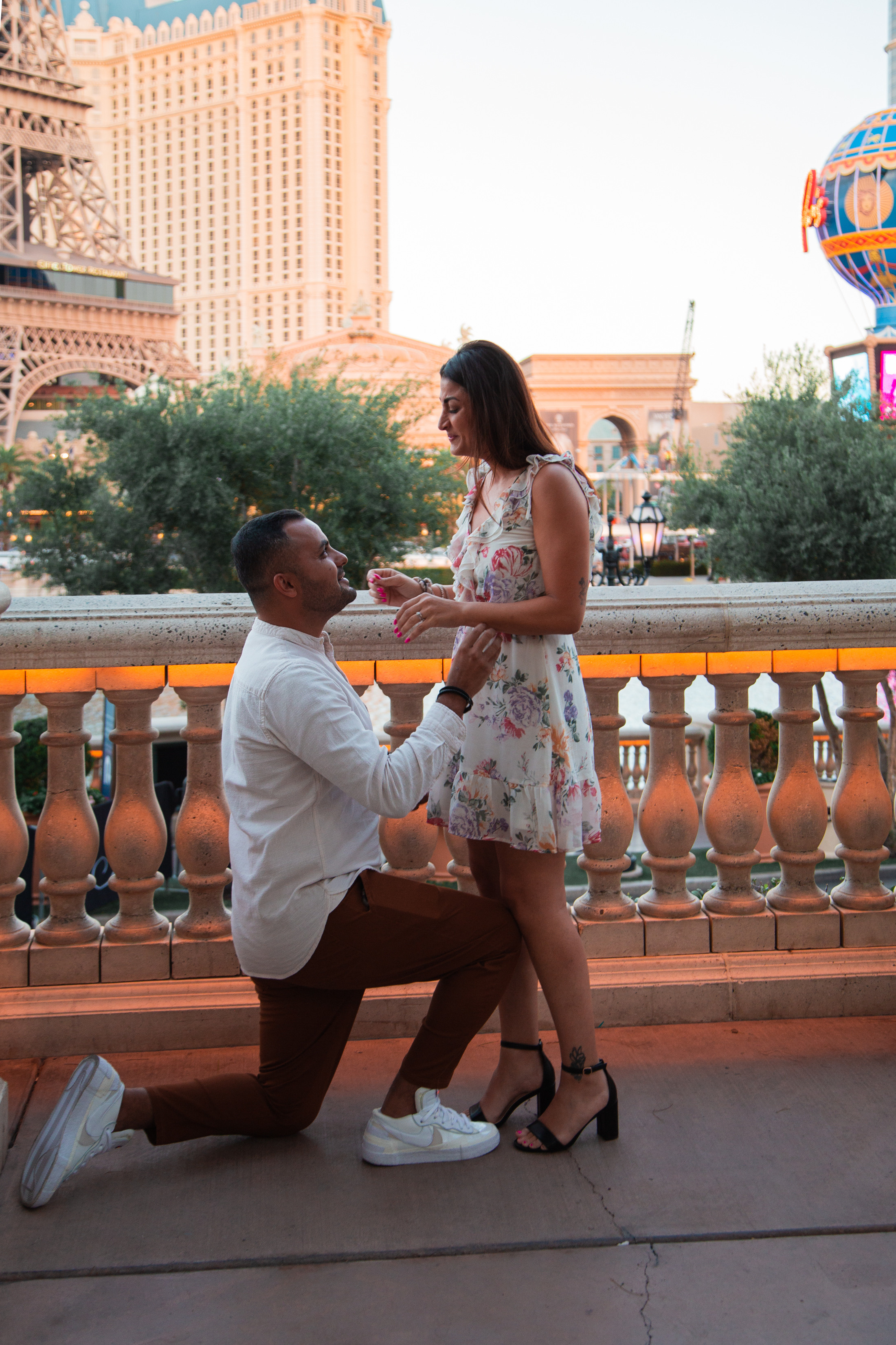 S&S. Wedding & elopement photographer Viktoriya Kravtsov. Las Vegas