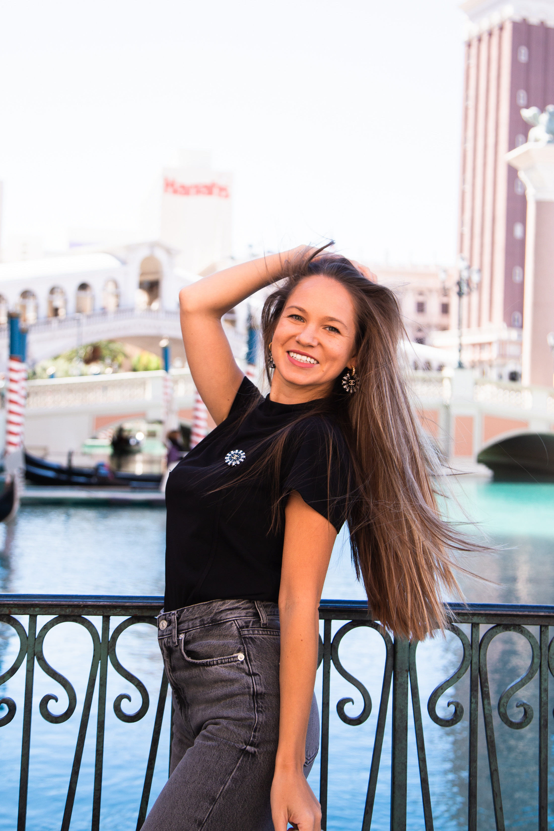 Lyubov. Wedding & elopement photographer Viktoriya Kravtsov. Las Vegas