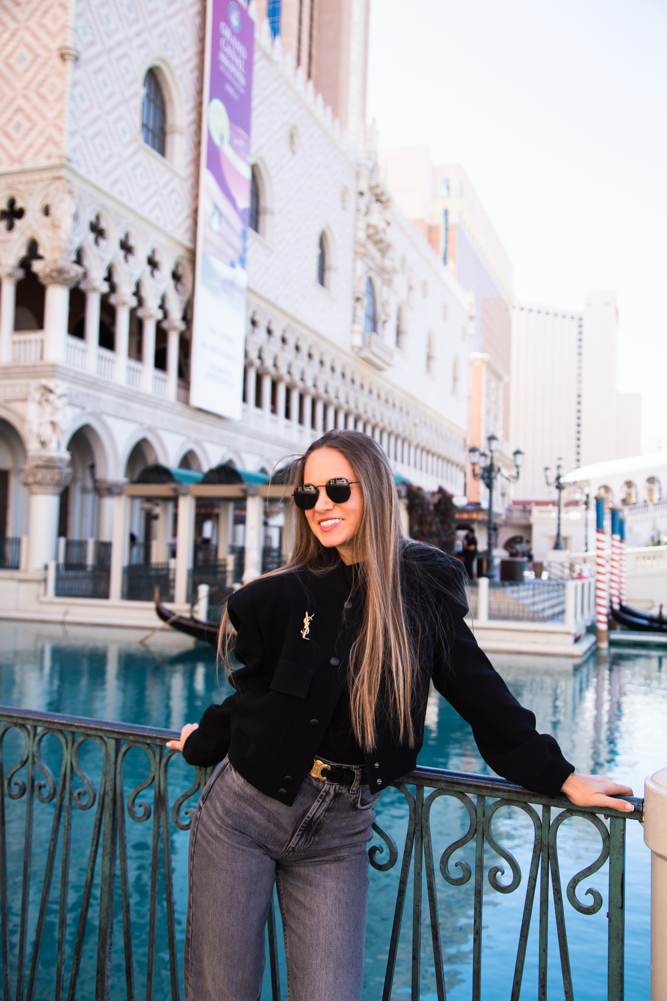 Lyubov. Wedding & elopement photographer Viktoriya Kravtsov. Las Vegas