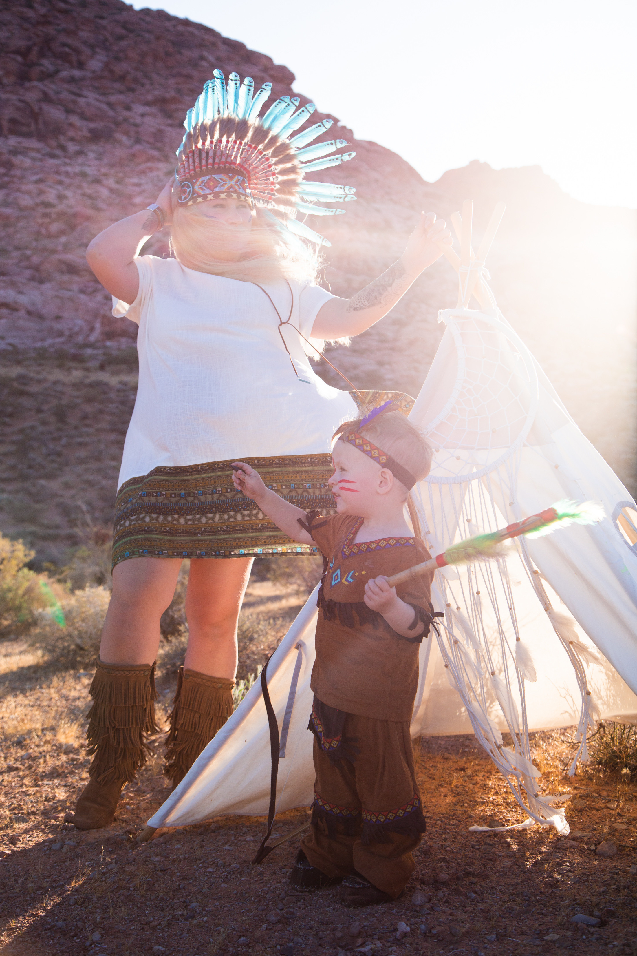 Iroquois. Wedding & elopement photographer Viktoriya Kravtsov. Las Vegas