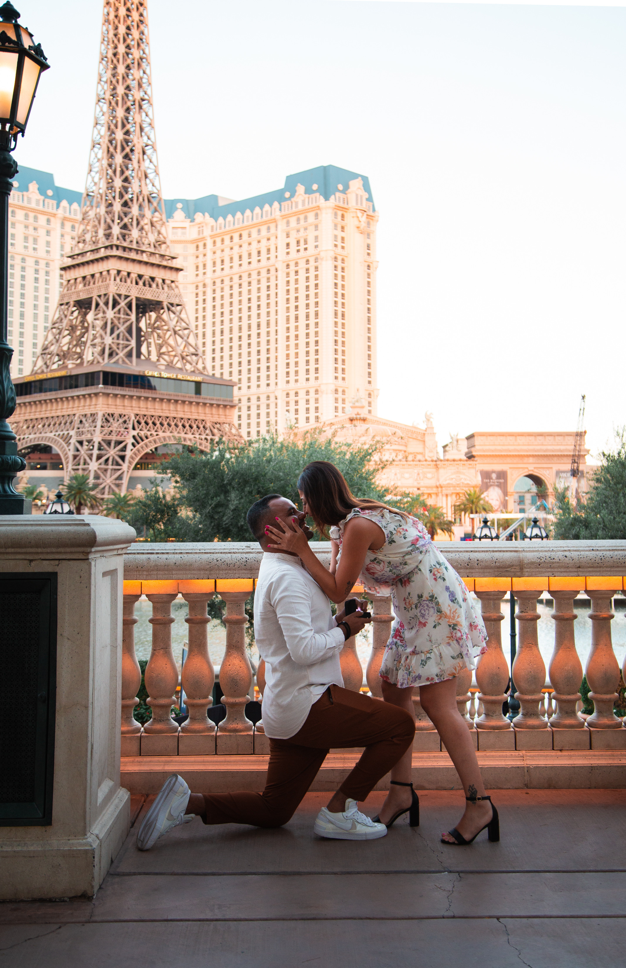 S&S. Wedding & elopement photographer Viktoriya Kravtsov. Las Vegas