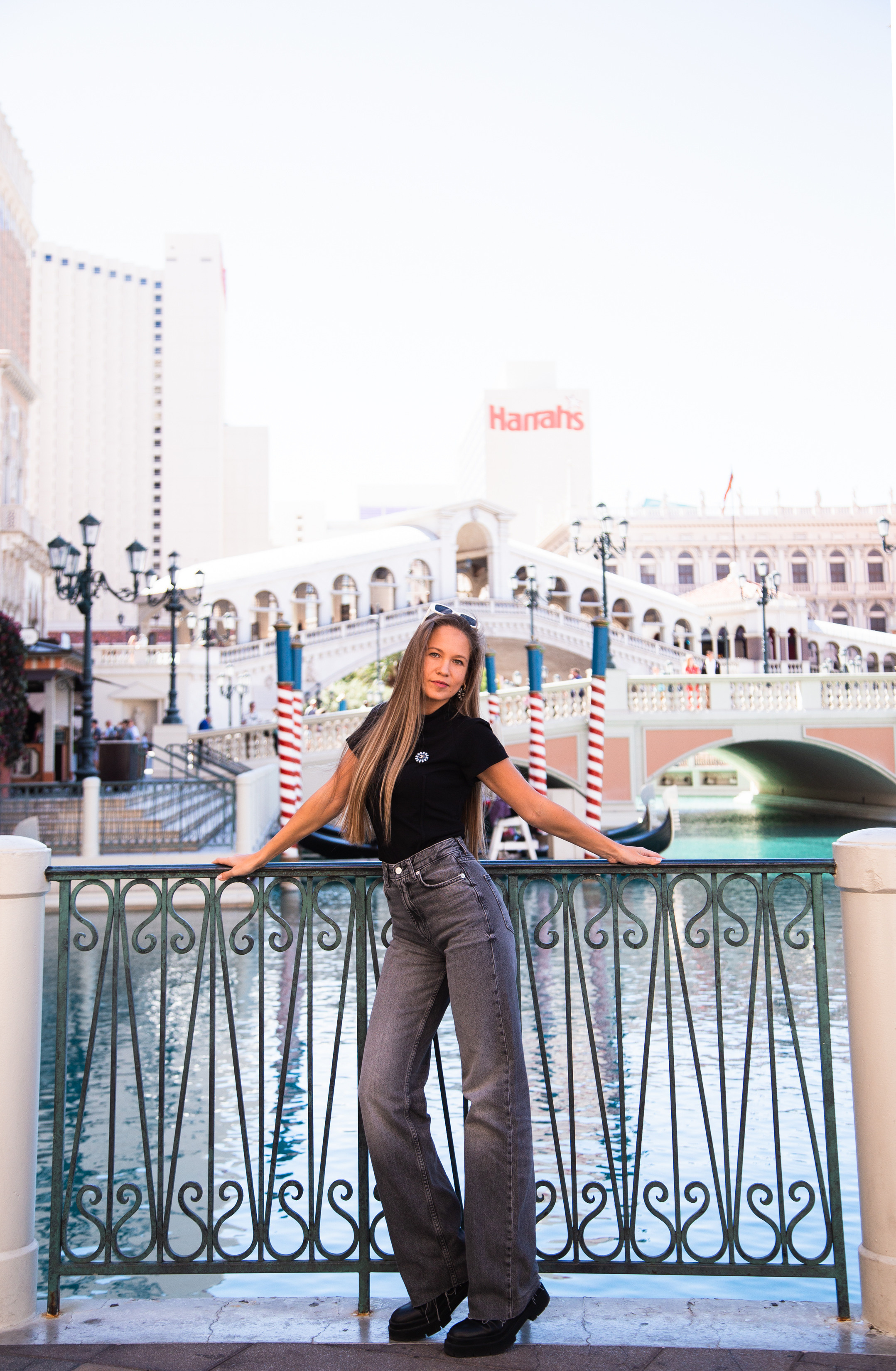 Lyubov. Wedding & elopement photographer Viktoriya Kravtsov. Las Vegas