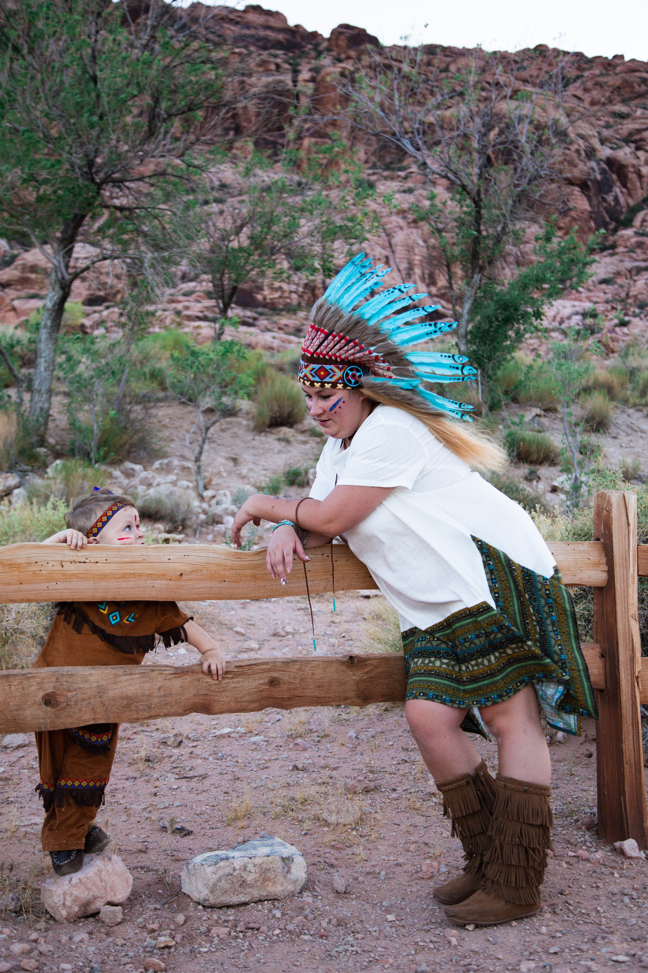 Iroquois. Wedding & elopement photographer Viktoriya Kravtsov. Las Vegas