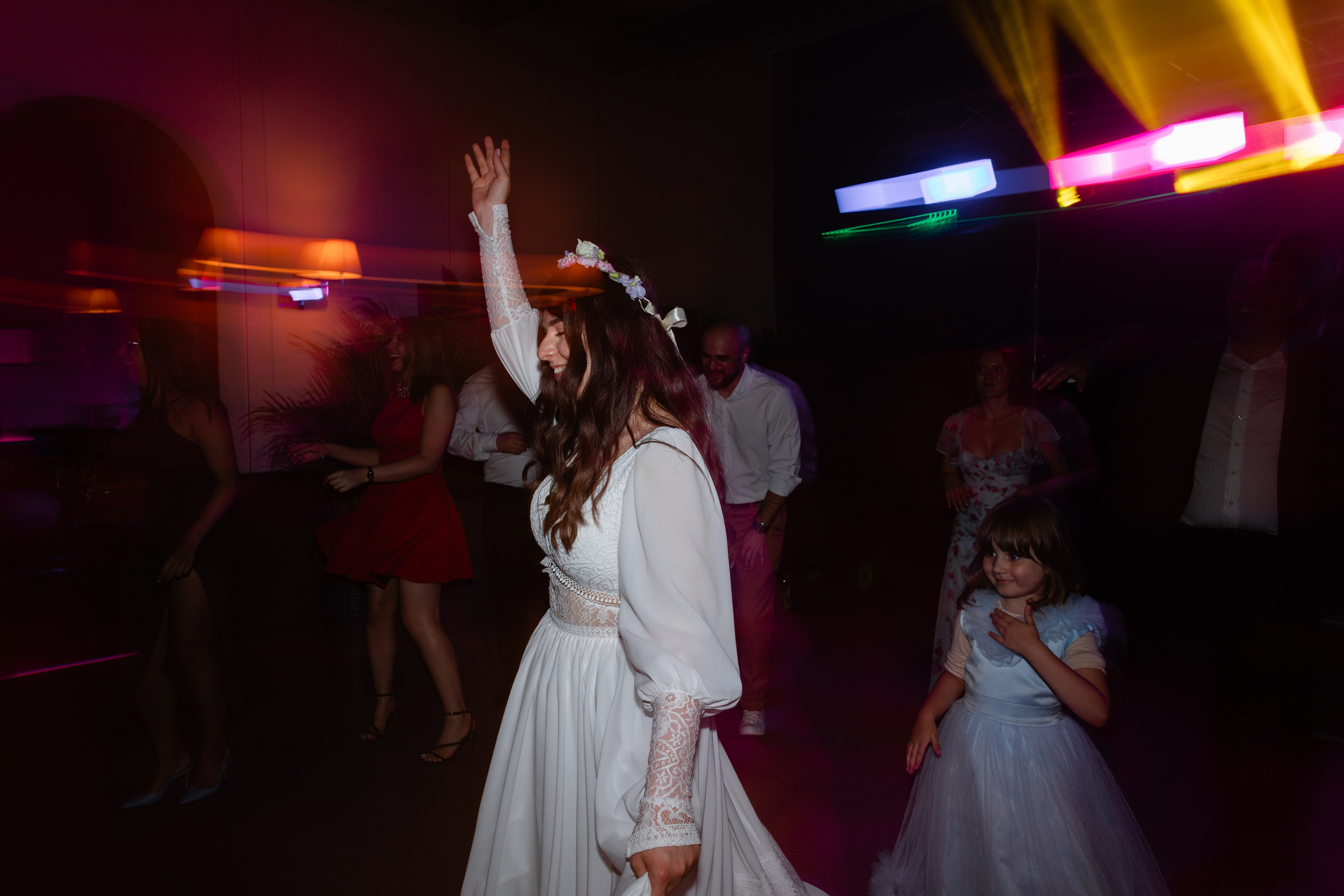 Flori & Cosmin. Main