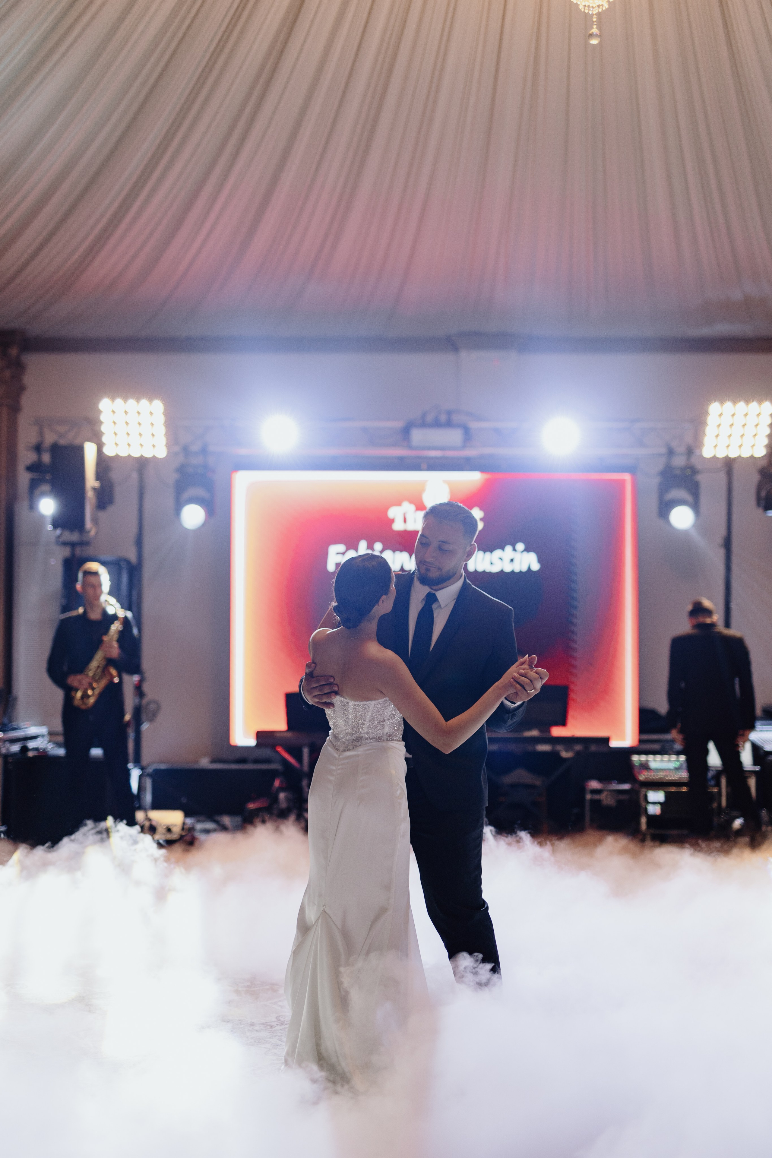 Iustin & Fabiana. Main