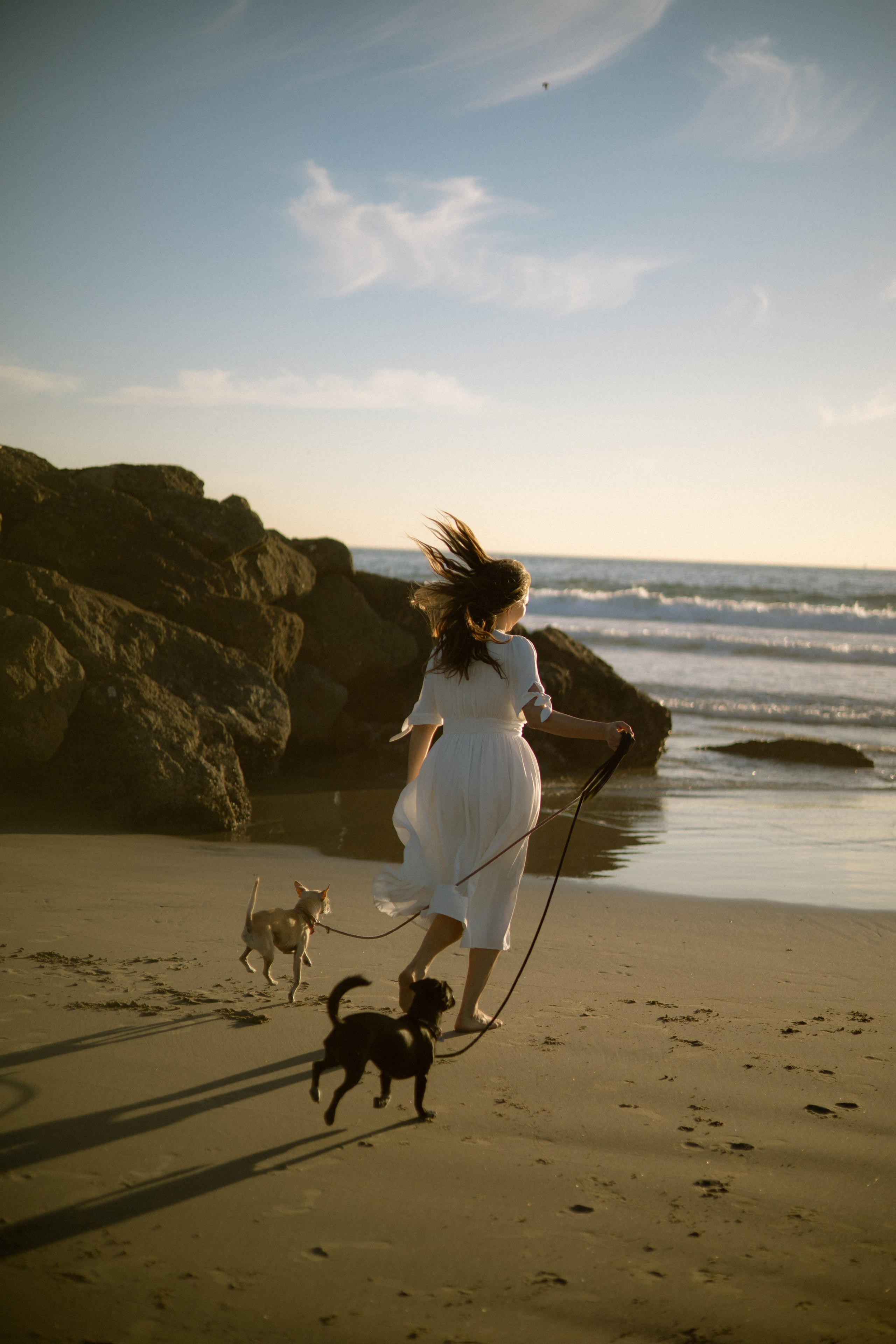 Gillian, Baby & Delilah | Venice Beach. Photographer in Los Angeles. Julia Ishmuratova