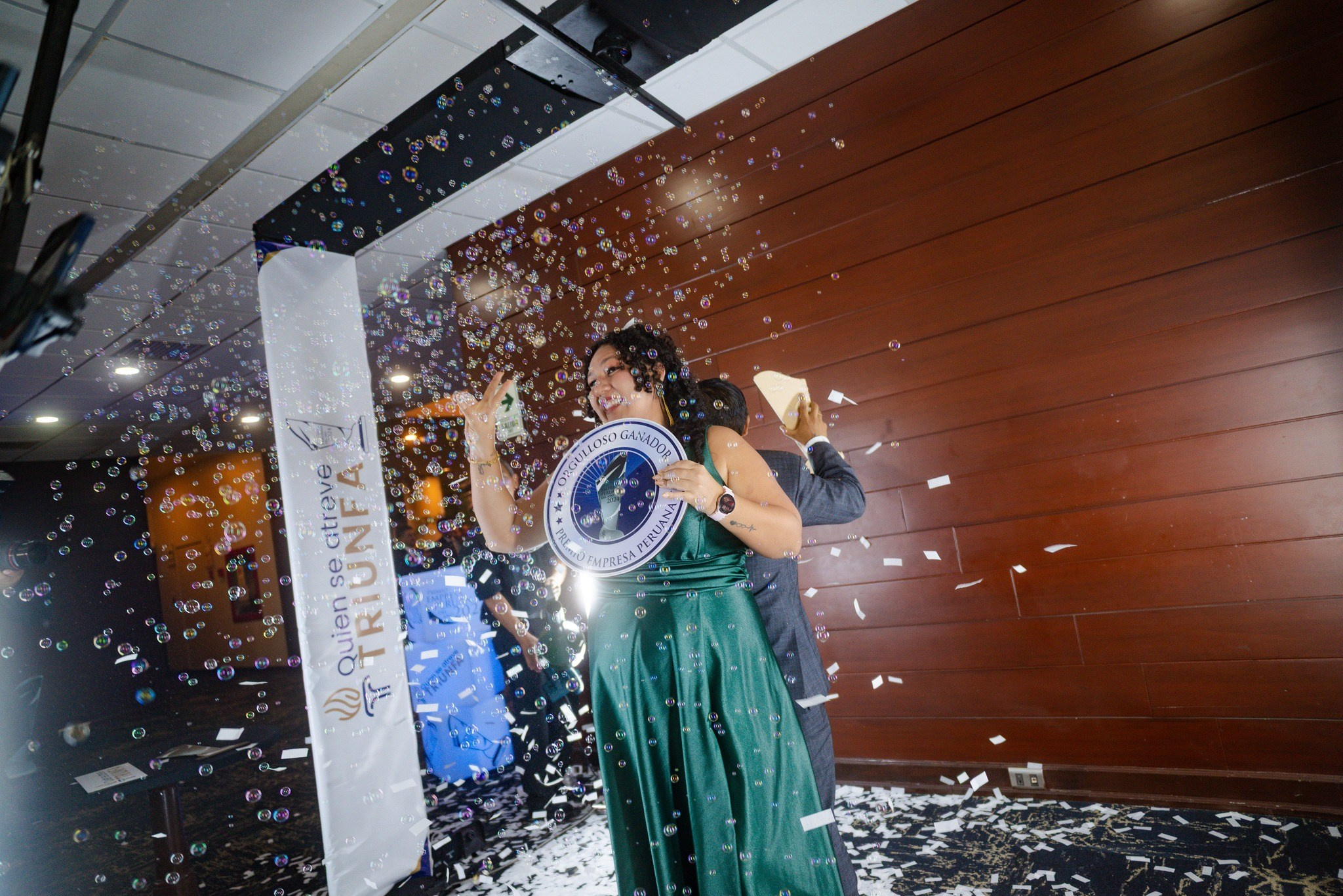 Corporativos. César Sifuentes - Fotógrafo