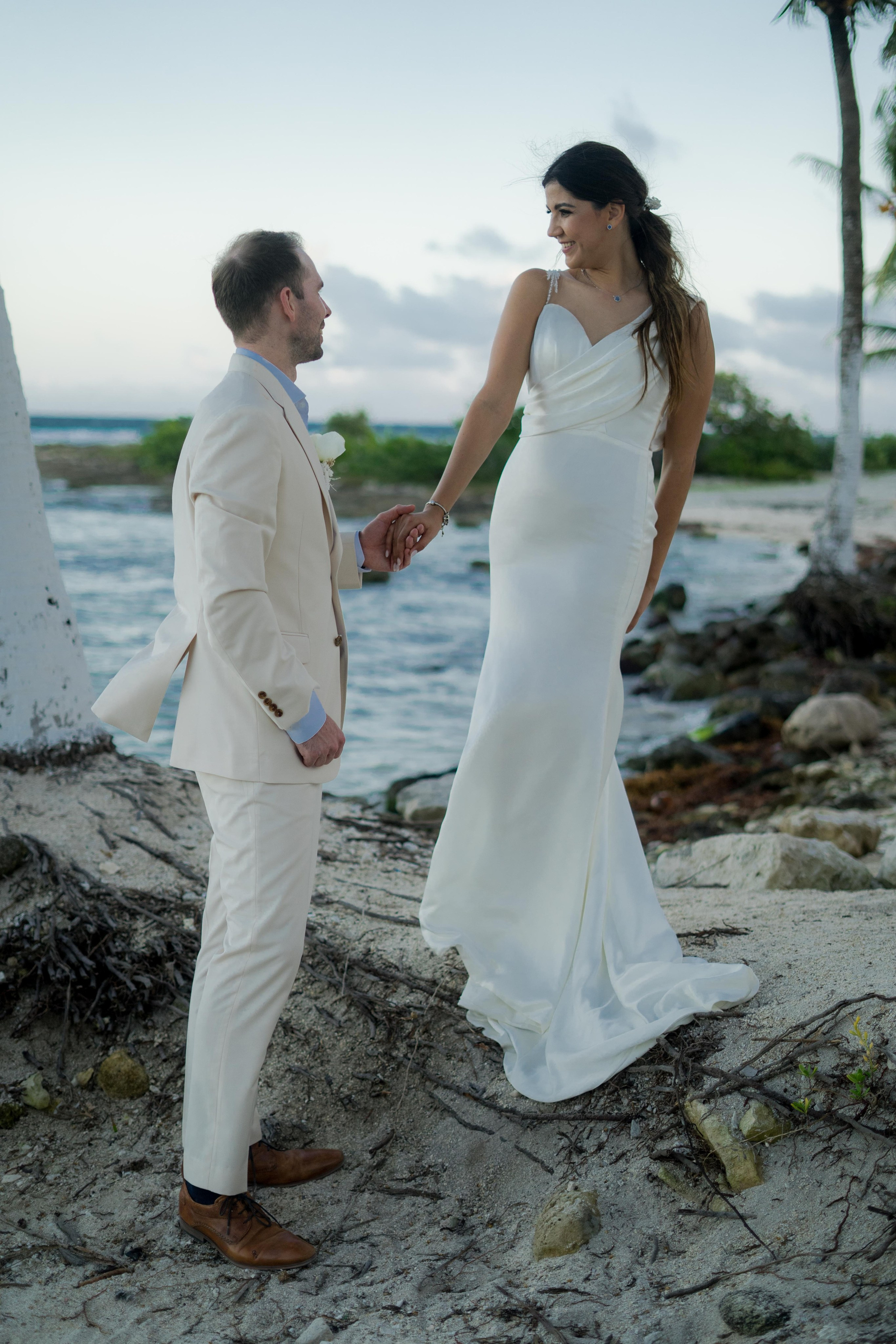 Wedding Photo Cancun. Alfredo Vazquez Wedding Films & Photography | Mexico & Destination Weddings