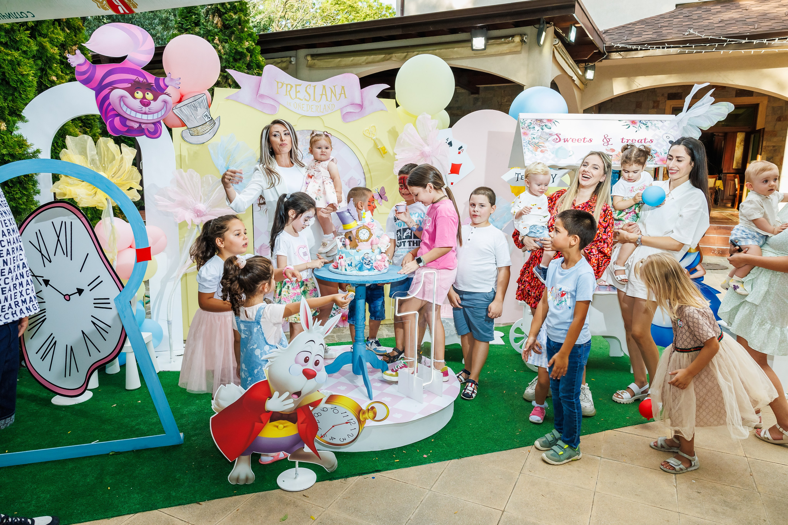 Честит 1 Рожден Ден. Фотограф Ирина Йотова