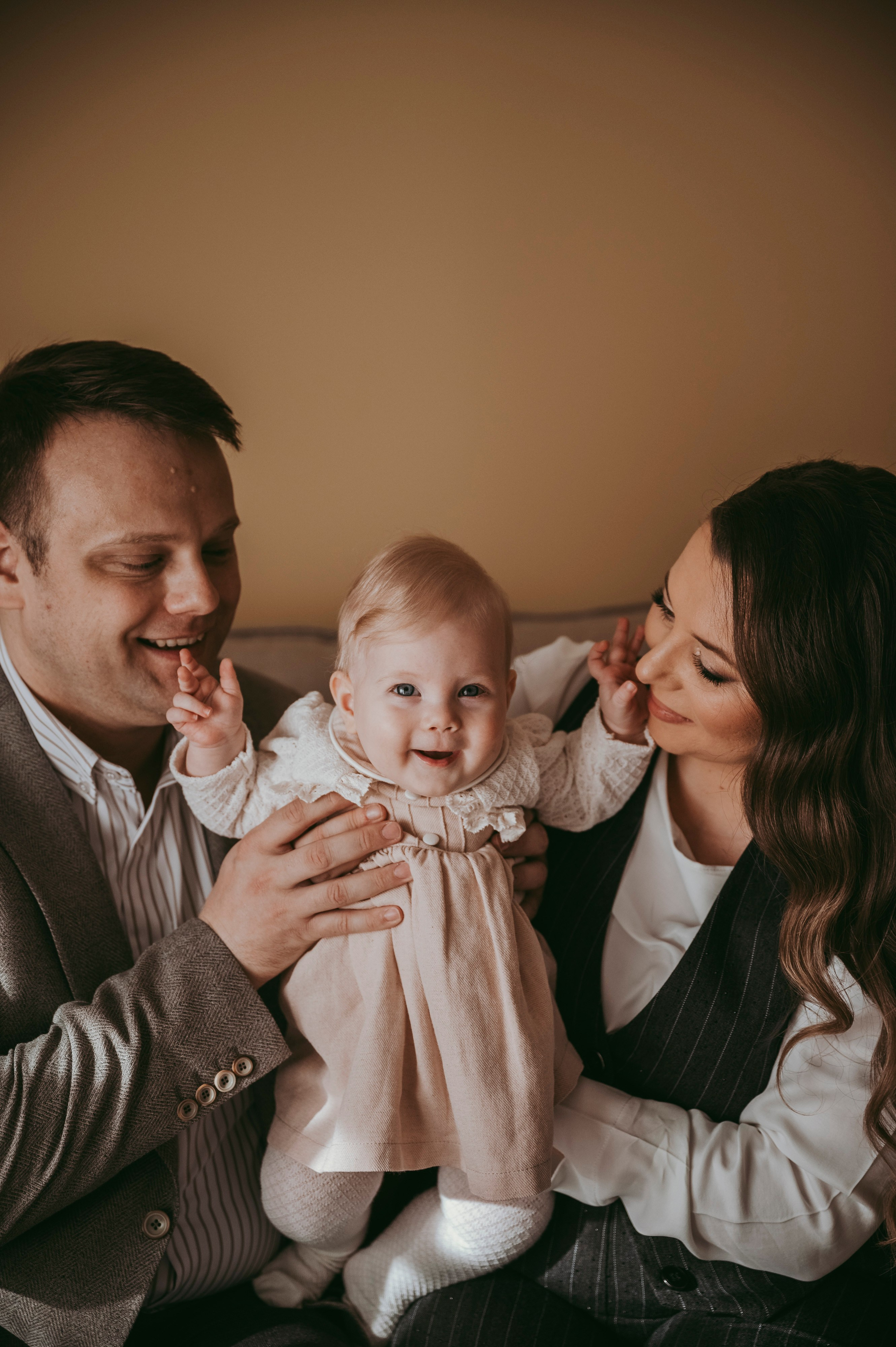 Sofijino krstenje. Deciji i porodicni fotograf u Beogradu Oksana Skendzic