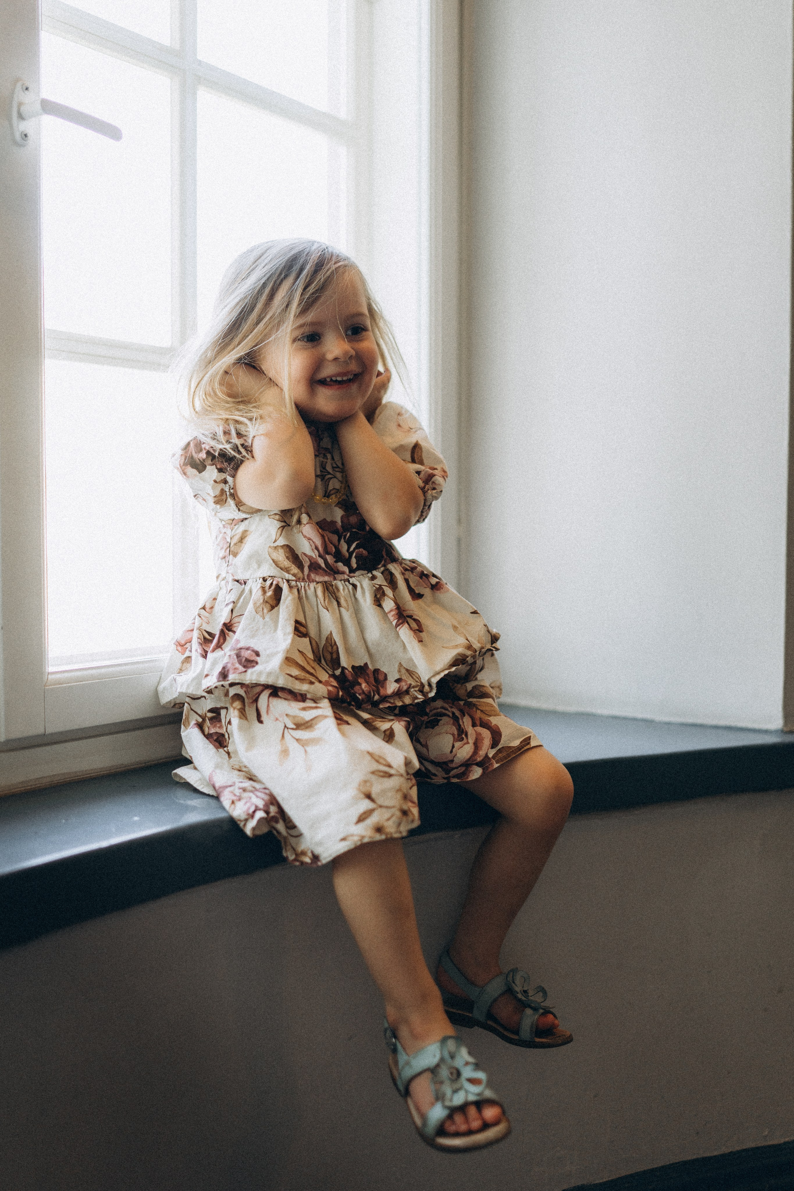 L&H. Wedding and potrait photographer in Helsinki Vickan O