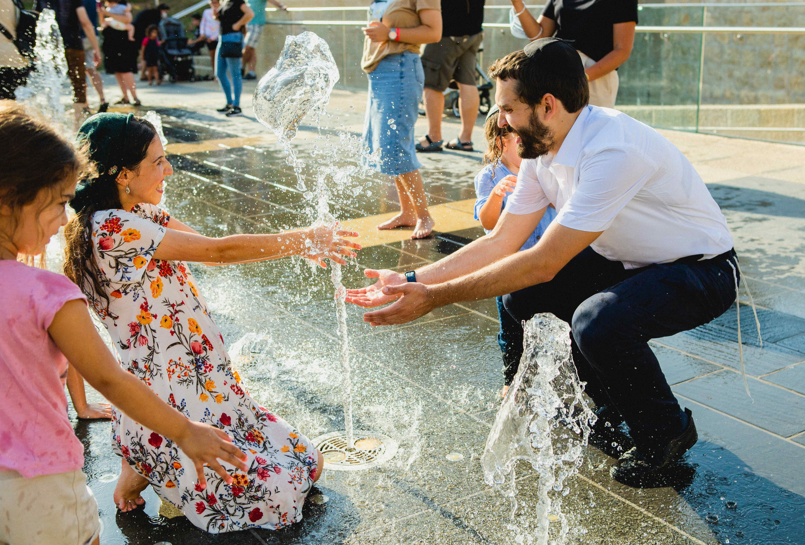 NEW DISTRICT, NEAR MAMILIA. PHOTOGRAPHER IN ISRAEL