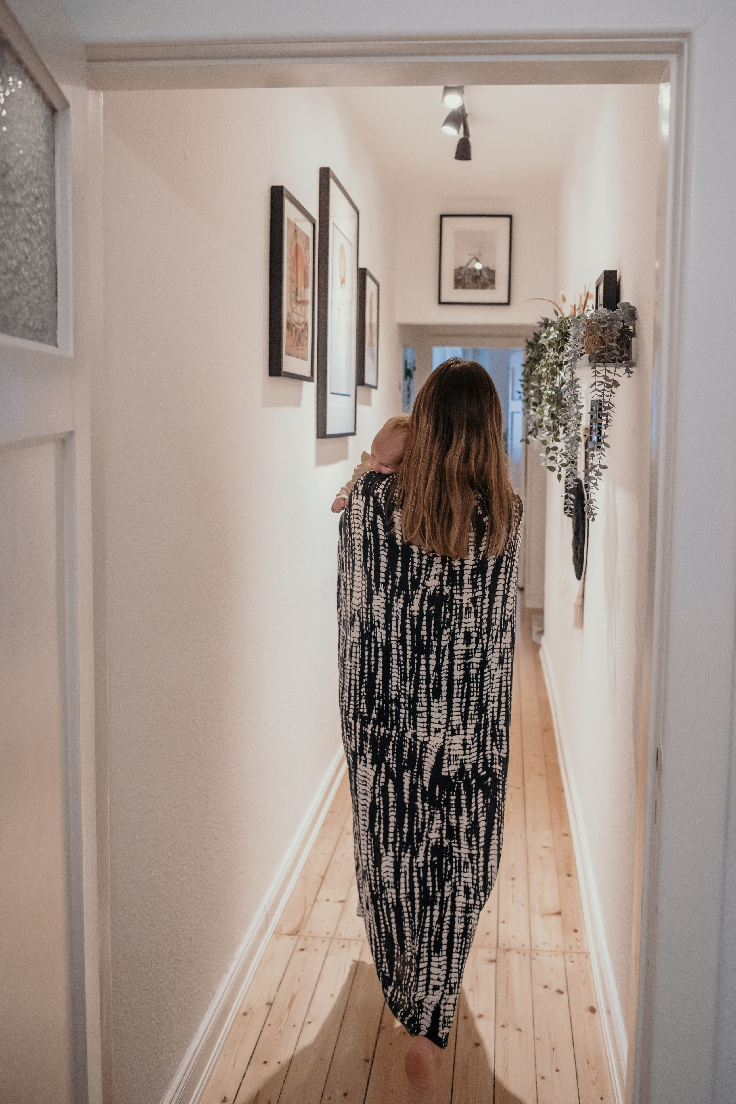 Isabelle. Maternity Newborn and Family photographer Hamburg Claire Hambley