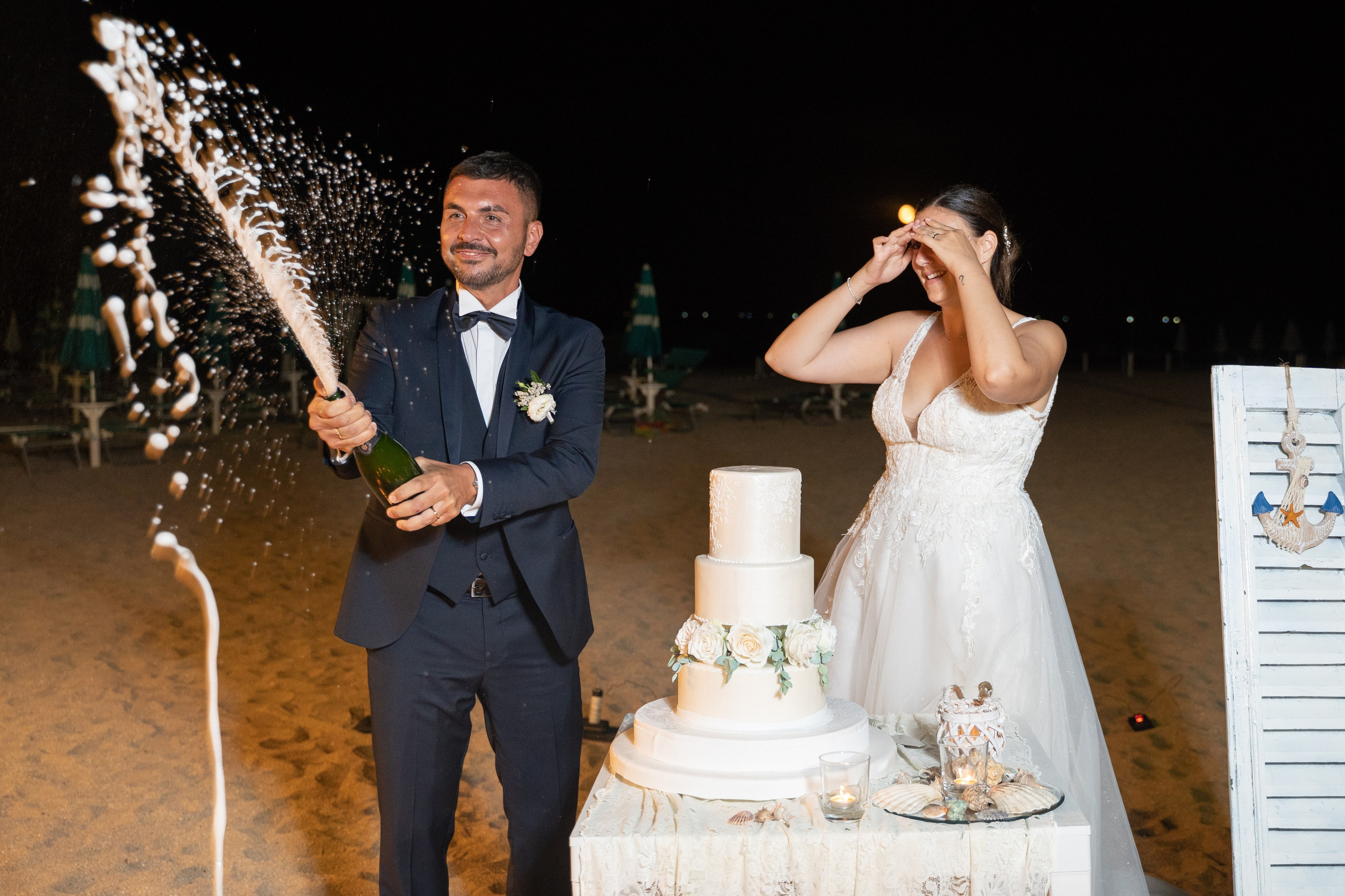 Valentina&Armando. Wedding on the beach. Family and wedding photographer in Italy Olga Kulikova