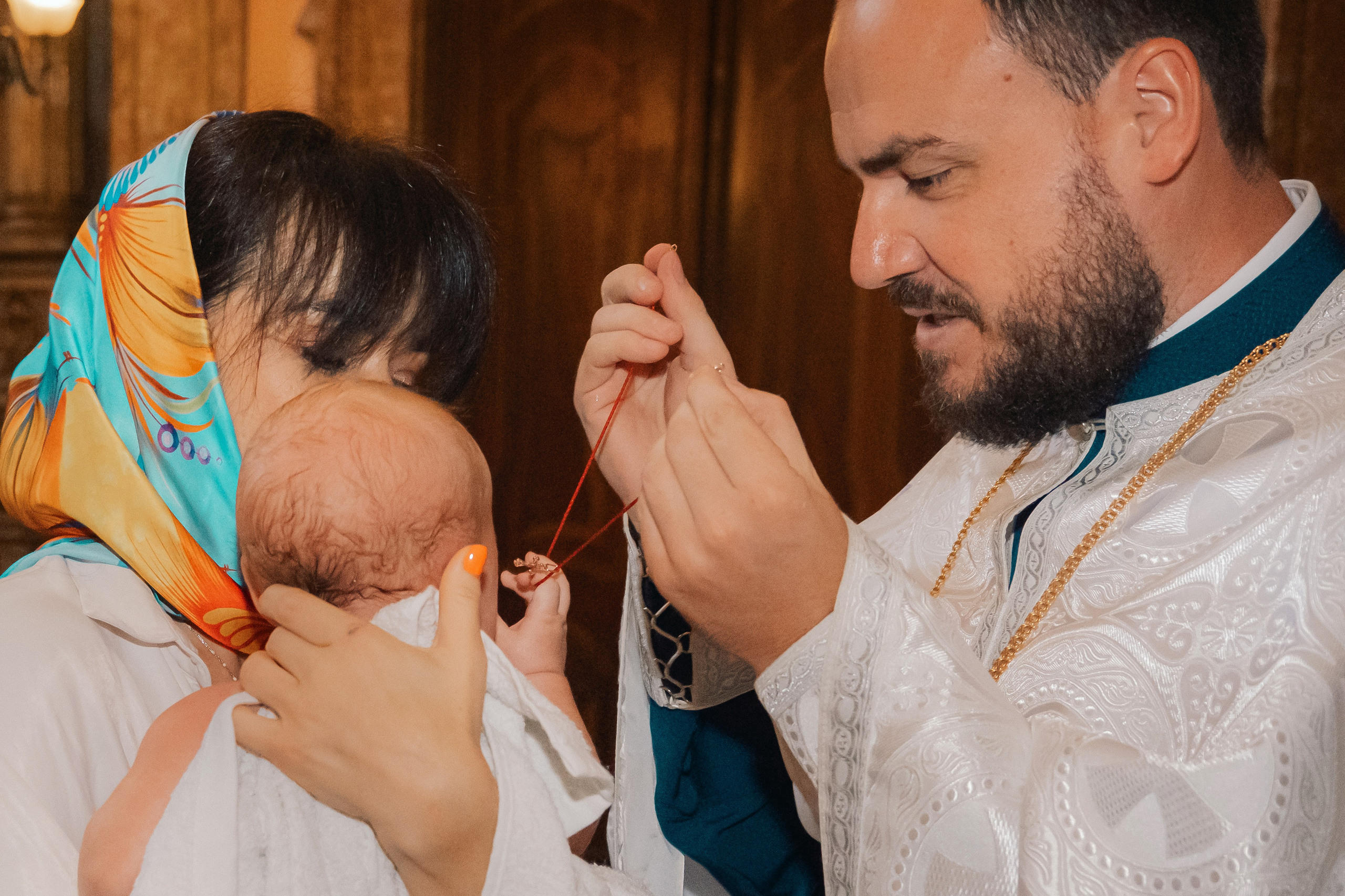 Хрещення. Валерія Сичова. Сімейний та репортажний фотограф в Португаліі