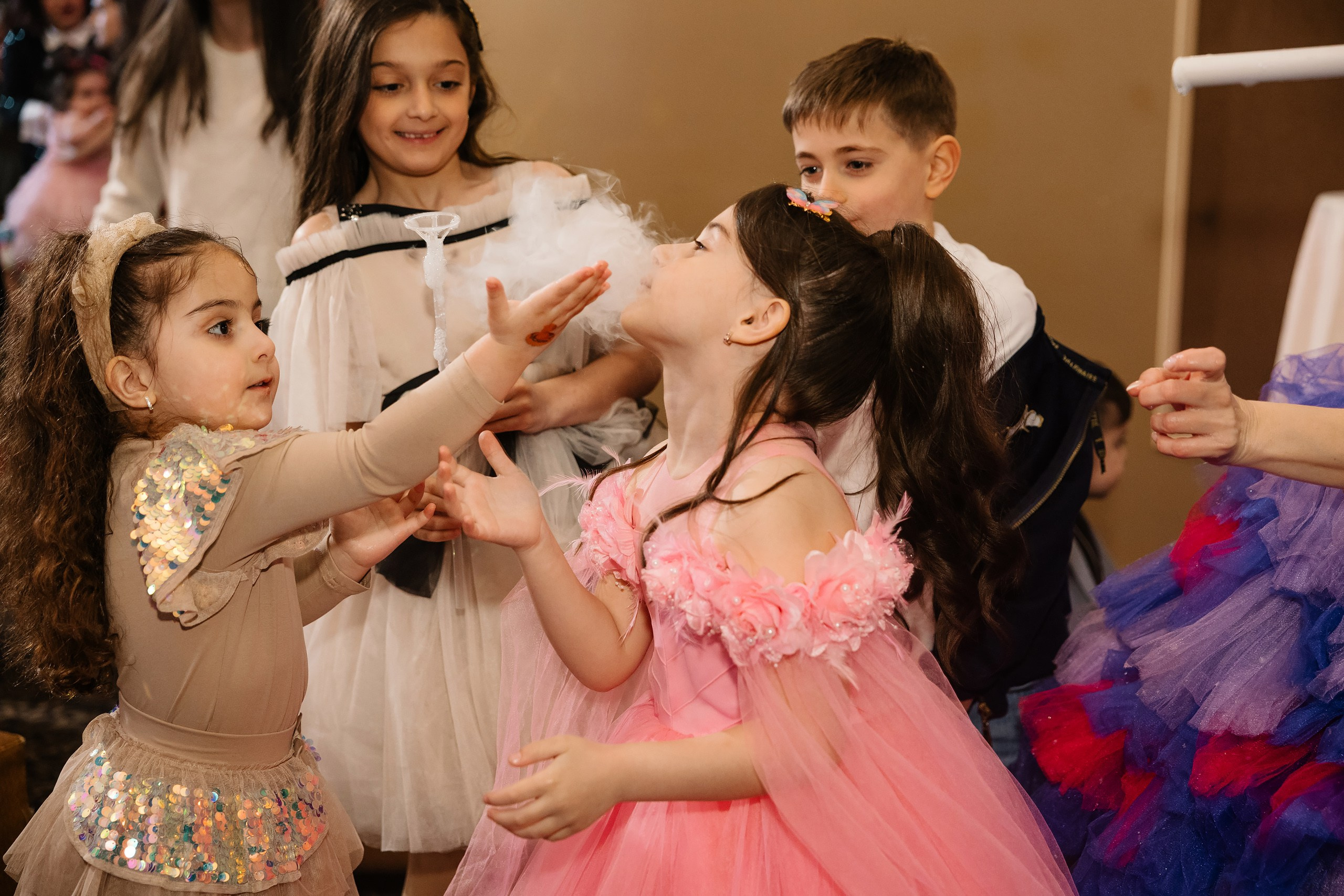 04.13.2025 First birthday. Wedding family event photographer in Chicago Nick Yushevich