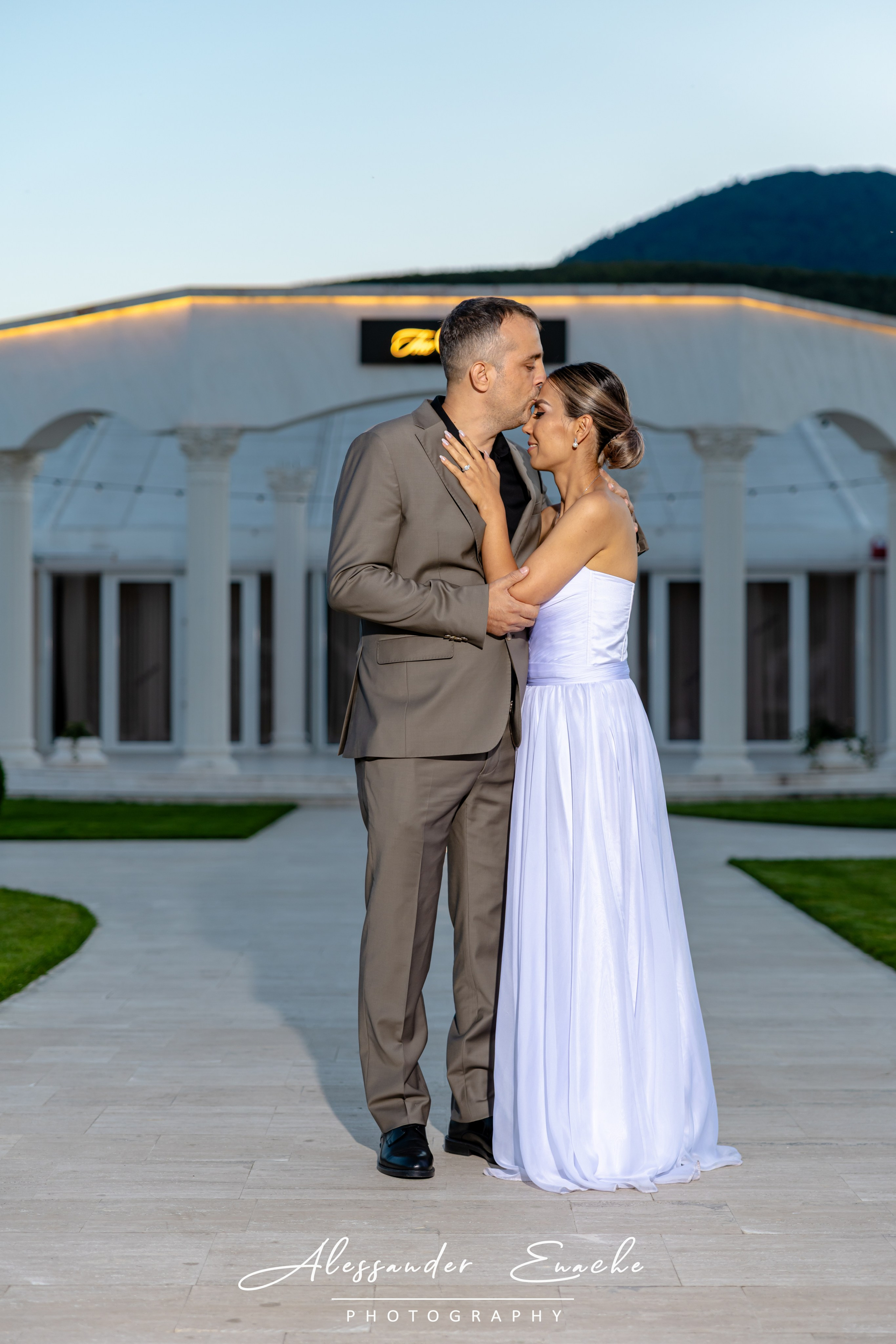 George & Ana-Maria. Alessander Enache–Fotograf de Nuntă Piatra Neamț