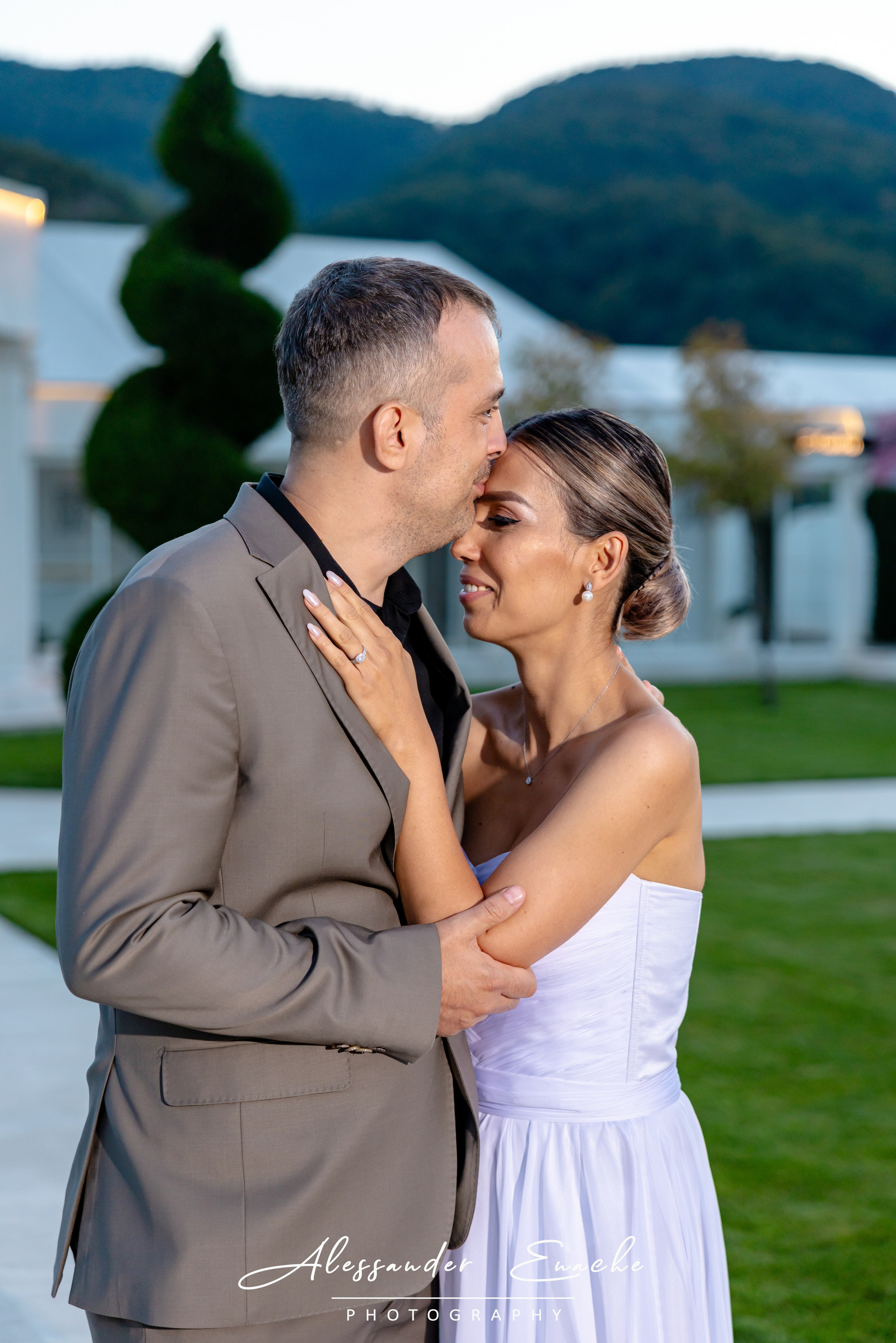 George & Ana-Maria. Alessander Enache–Fotograf de Nuntă Piatra Neamț