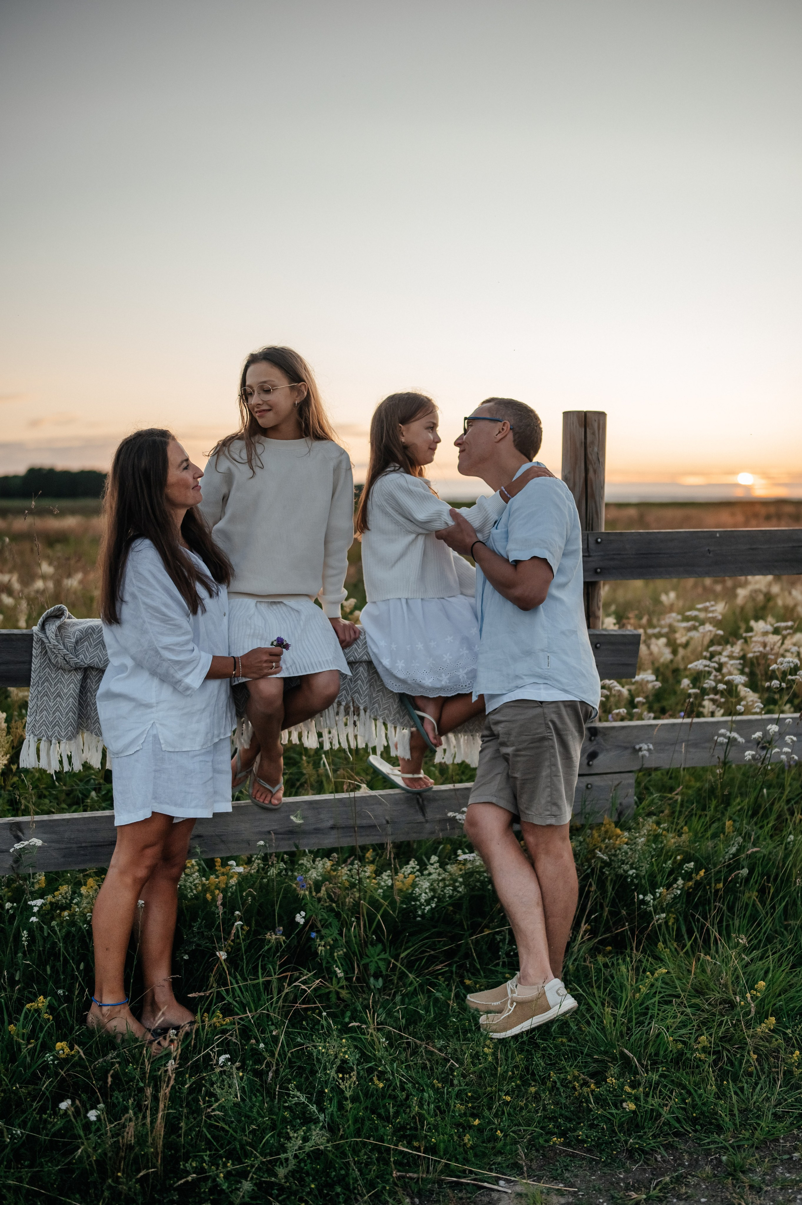 Летний вечер на Пальяссааре. Фотограф Таллинн — свадьба |семья | lovestory