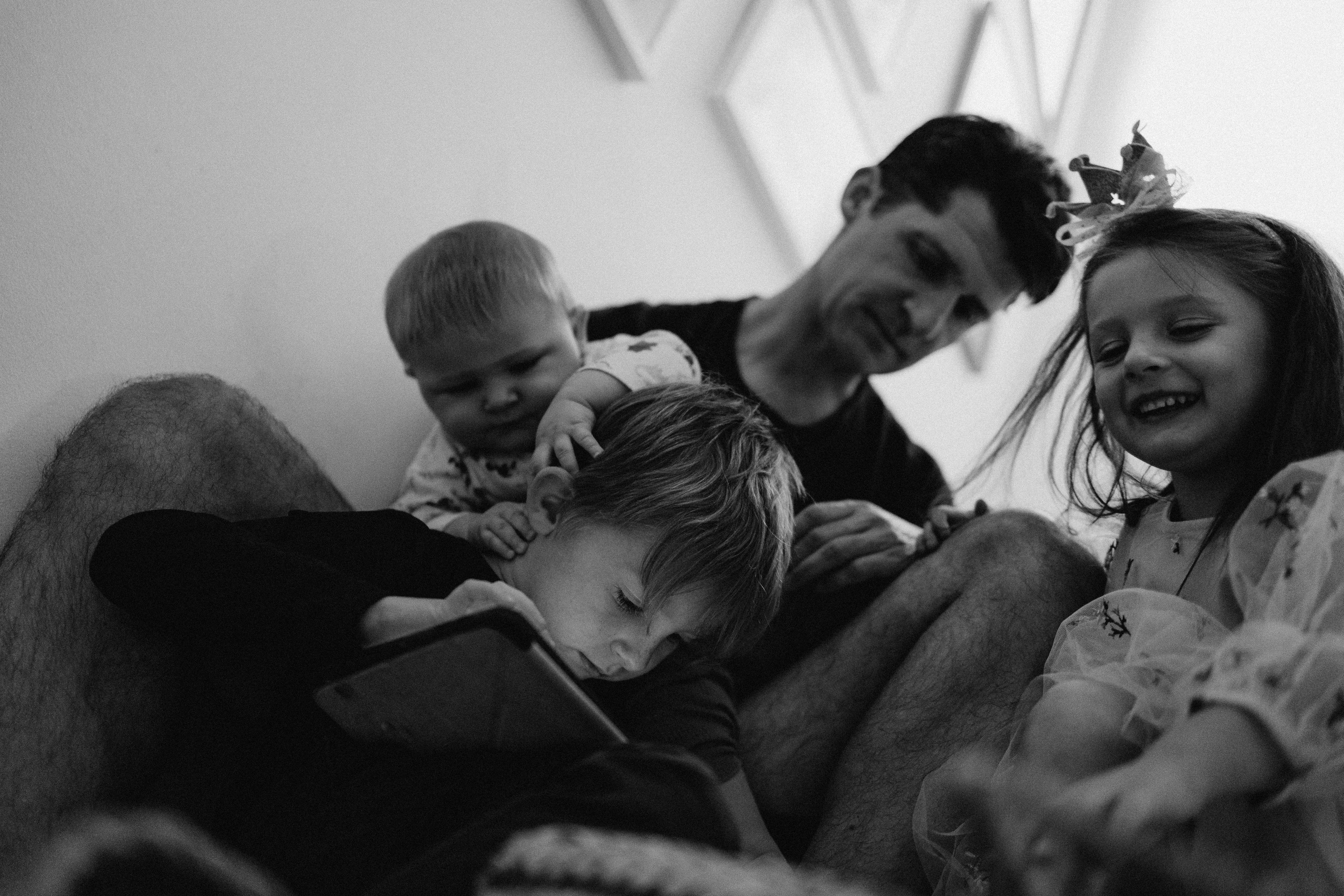 Yulia’s & Misha’s BIG family. Fotografa documental de familia e nascimento em Florianópolis SC Daria Ermolaev