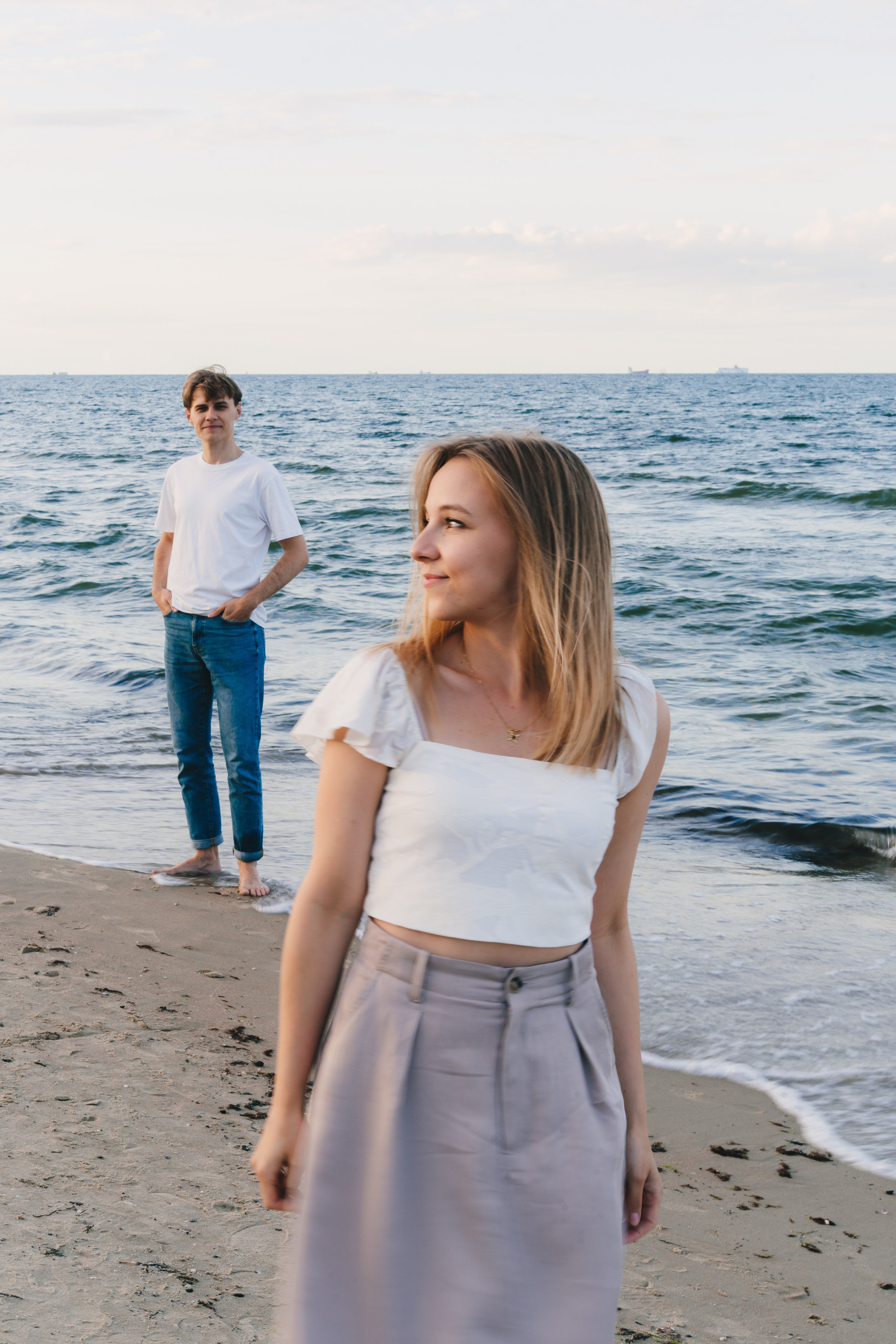 Gracjana i Damian, sesja narzeczeńska nad morzem. Fotograf ślubny & lifestyle Gdańsk, Karolina Baczewska