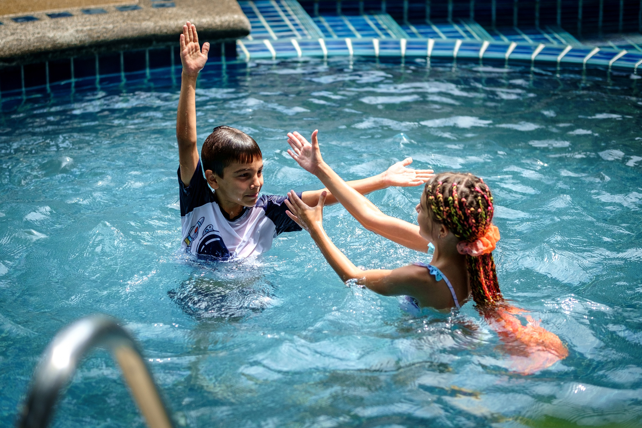 Aqua Dance. Graytail Photo