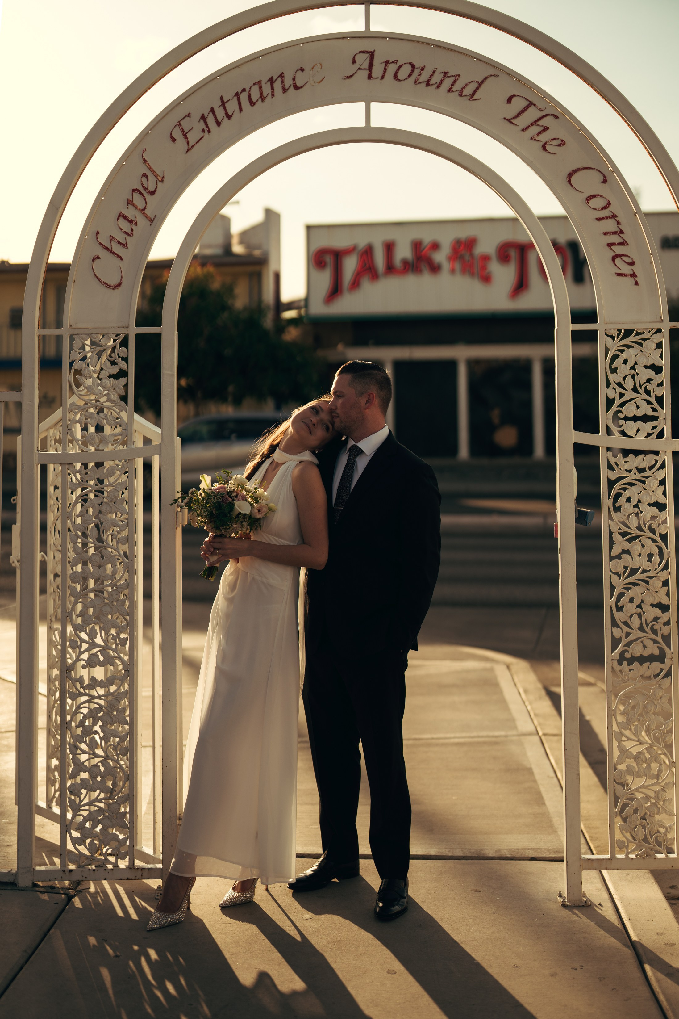Corbin&Ivanna. Wedding & elopement photographer Viktoriya Kravtsov. Las Vegas