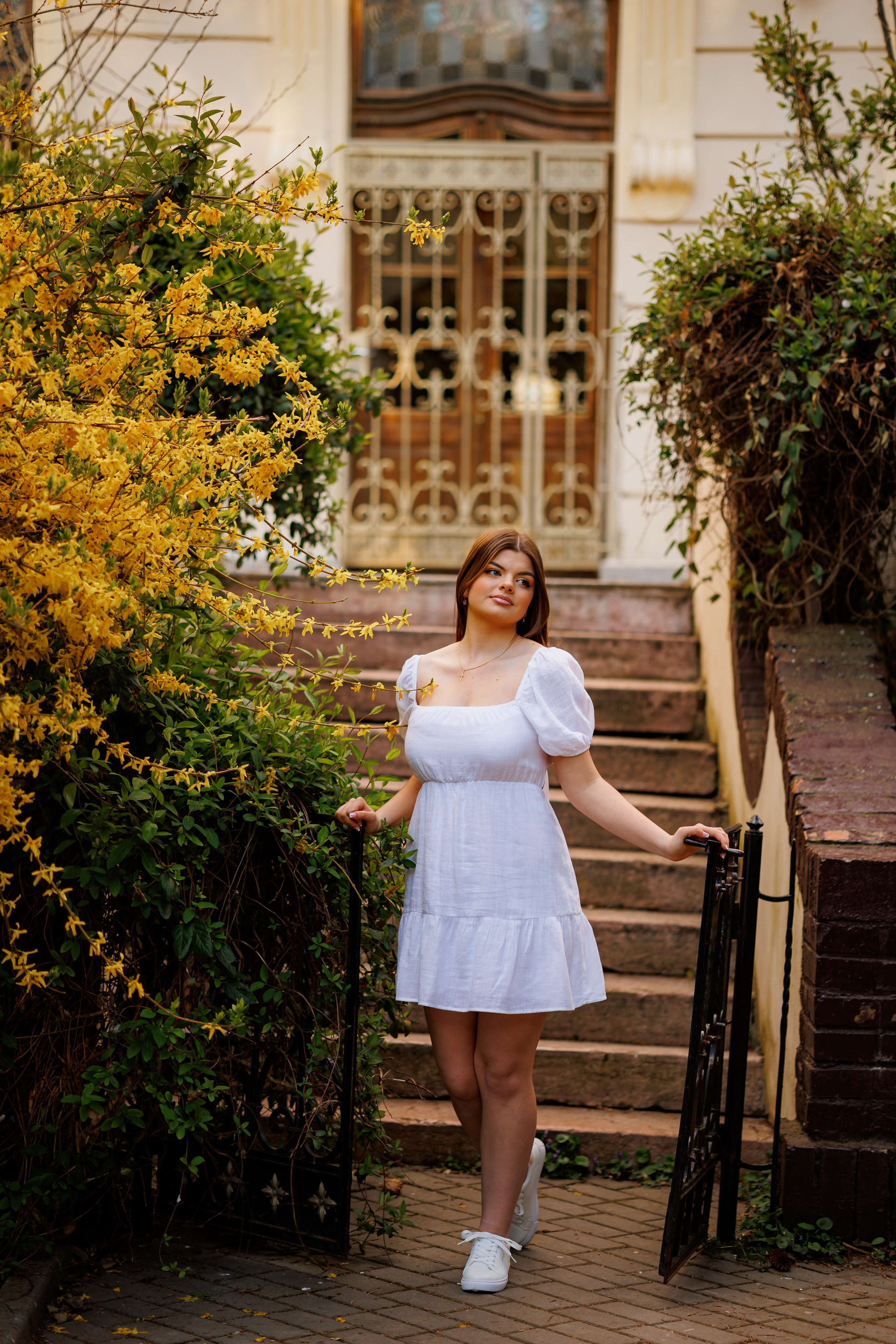 Domeniul Lupaș 200 lei/ toată clasa. Trendy Albums