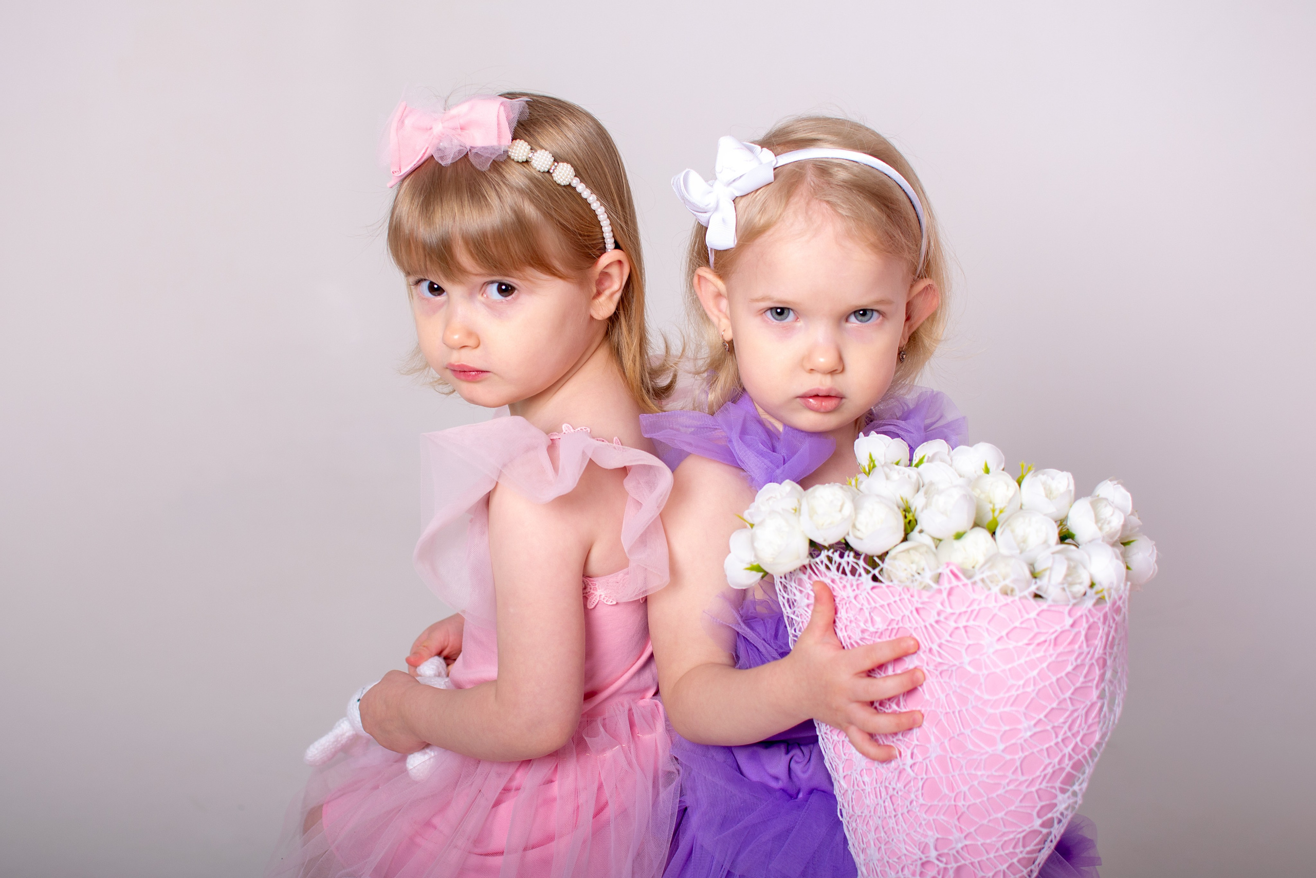 Сестрички. Фотограф новорожденных в Темиртау и Караганде Любовь Жукова newborn