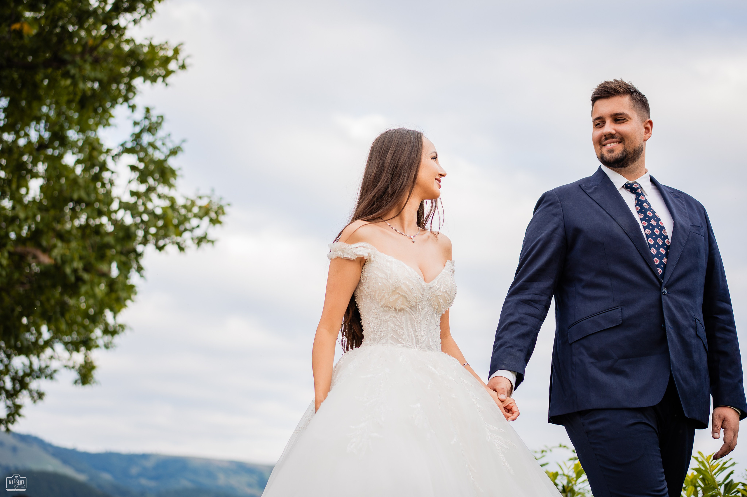 Iulian Arsinte | Fotograf Nunta | R+G. Iulian Arsinte - Fotograf de Nunta - Neamt, Bacau, Suceava, Iasi