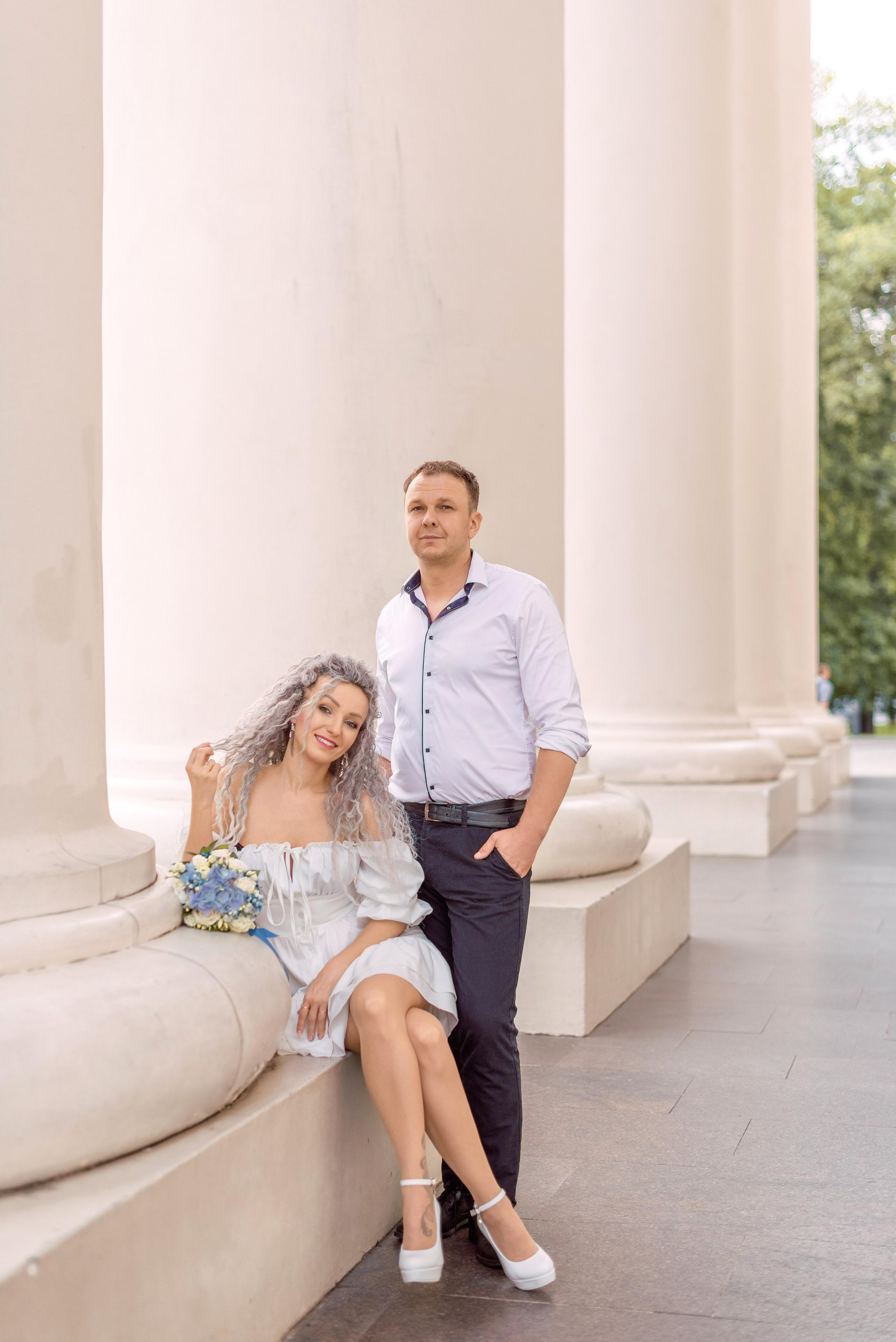 Свадебная прогулка по значимым местам Вильнюса. Семейный фотограф и фотограф новорожденных в Вильнюсе Ирина Беленкевич