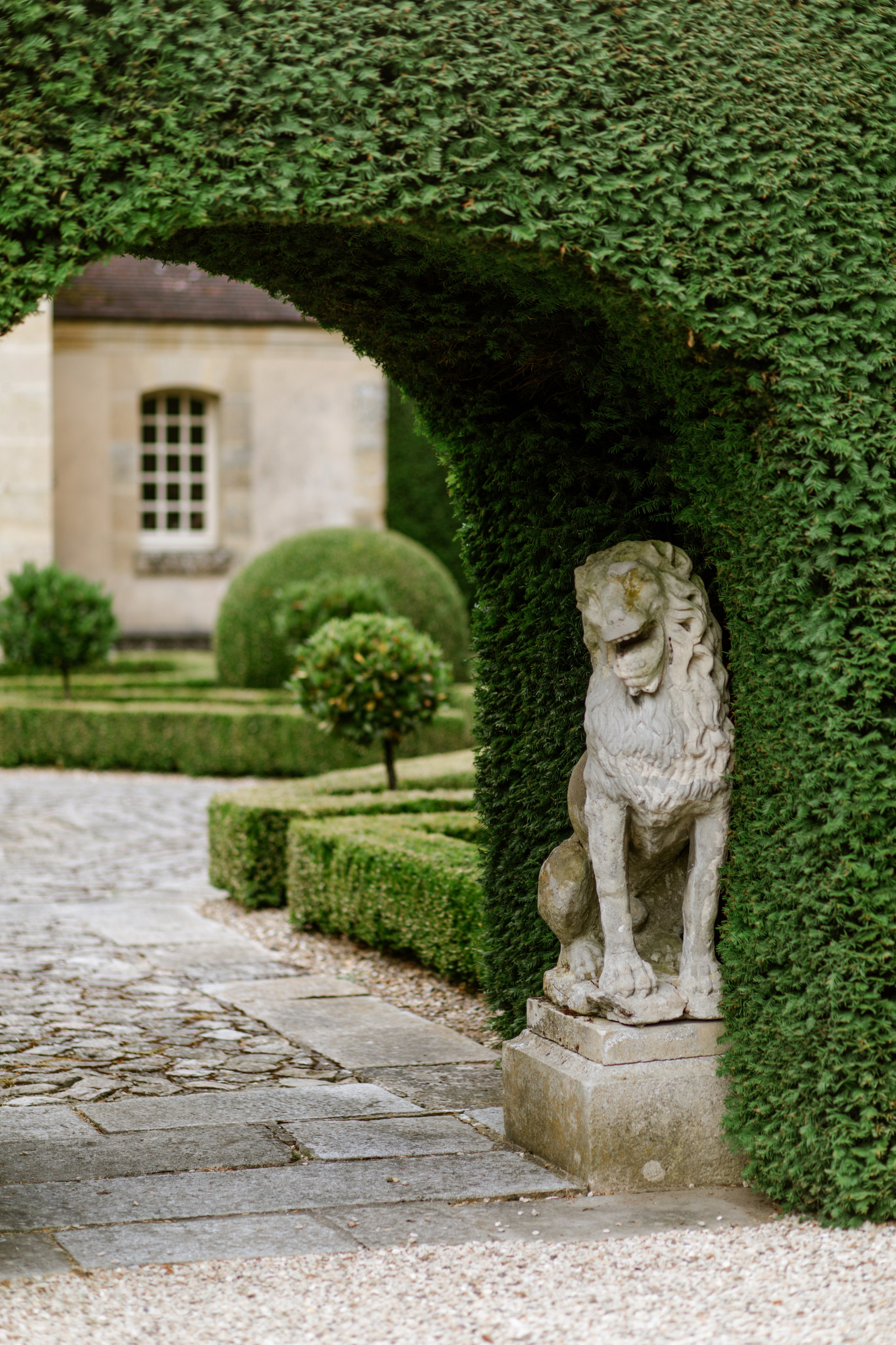 Nan & Brian | Château de Villette Wedding in France. Paris Wedding Photographer