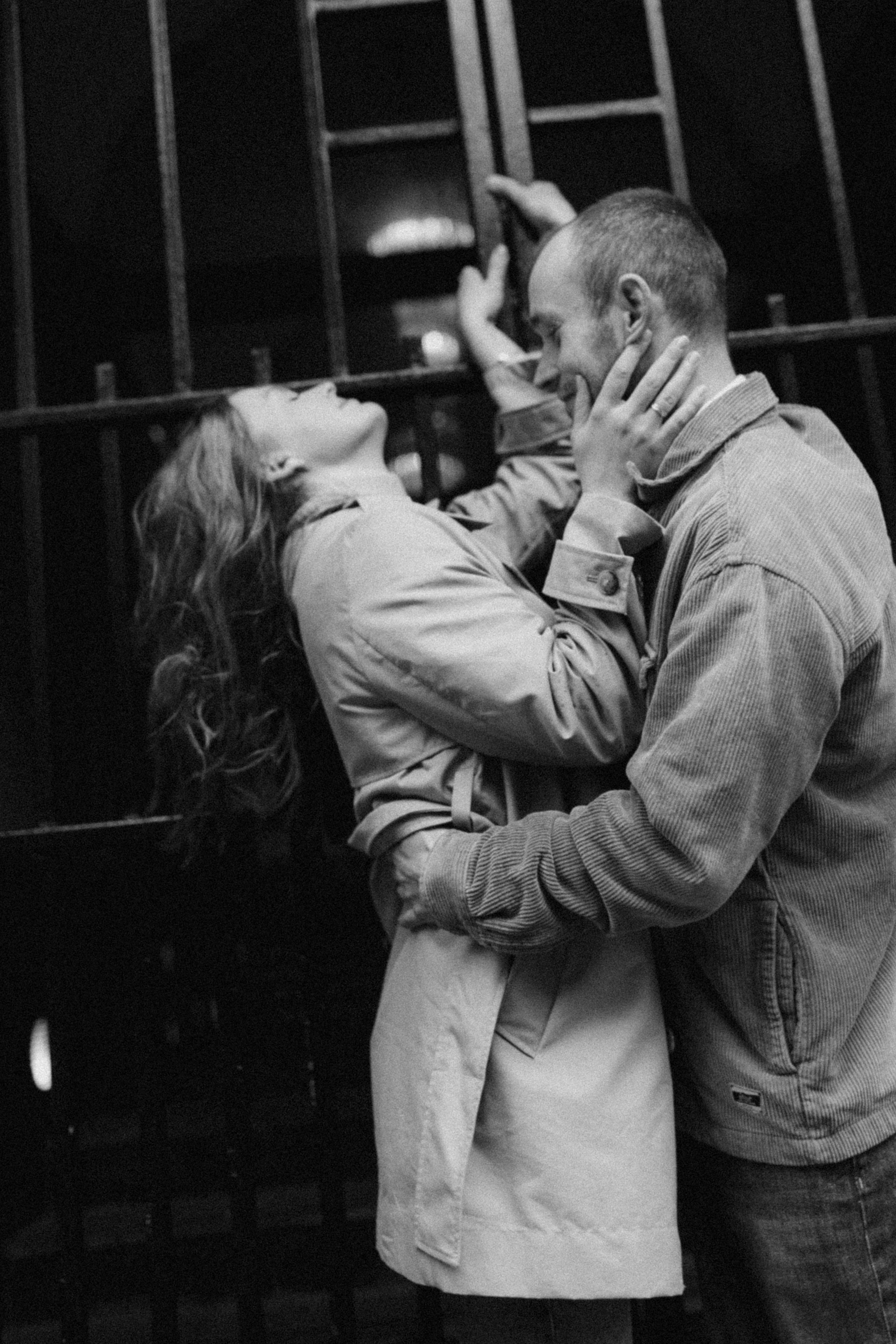 Where Rain Meets Love. Wedding and Portrait Photographer Evie Moon