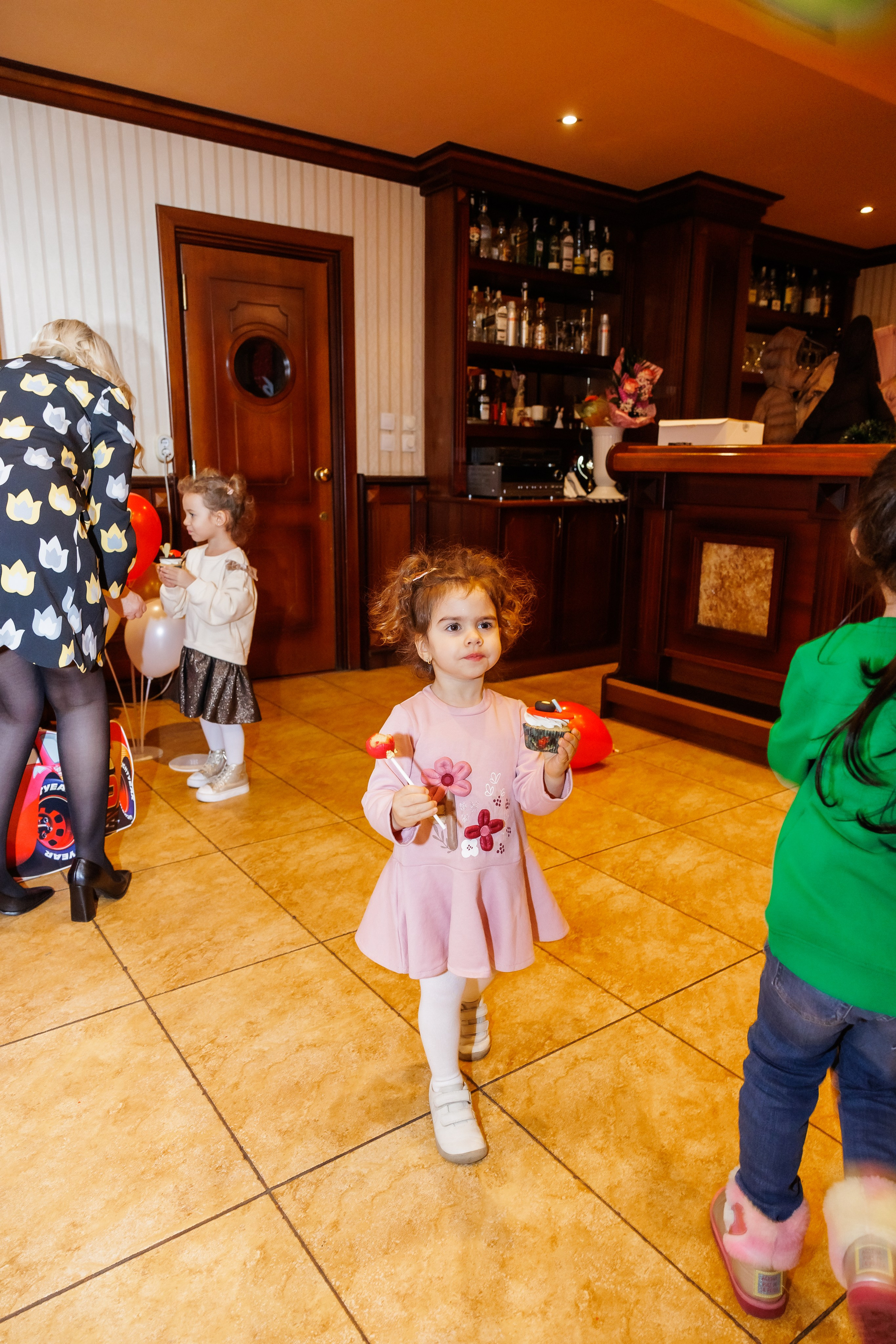 Честит Рожден Ден. Фотограф Ирина Йотова