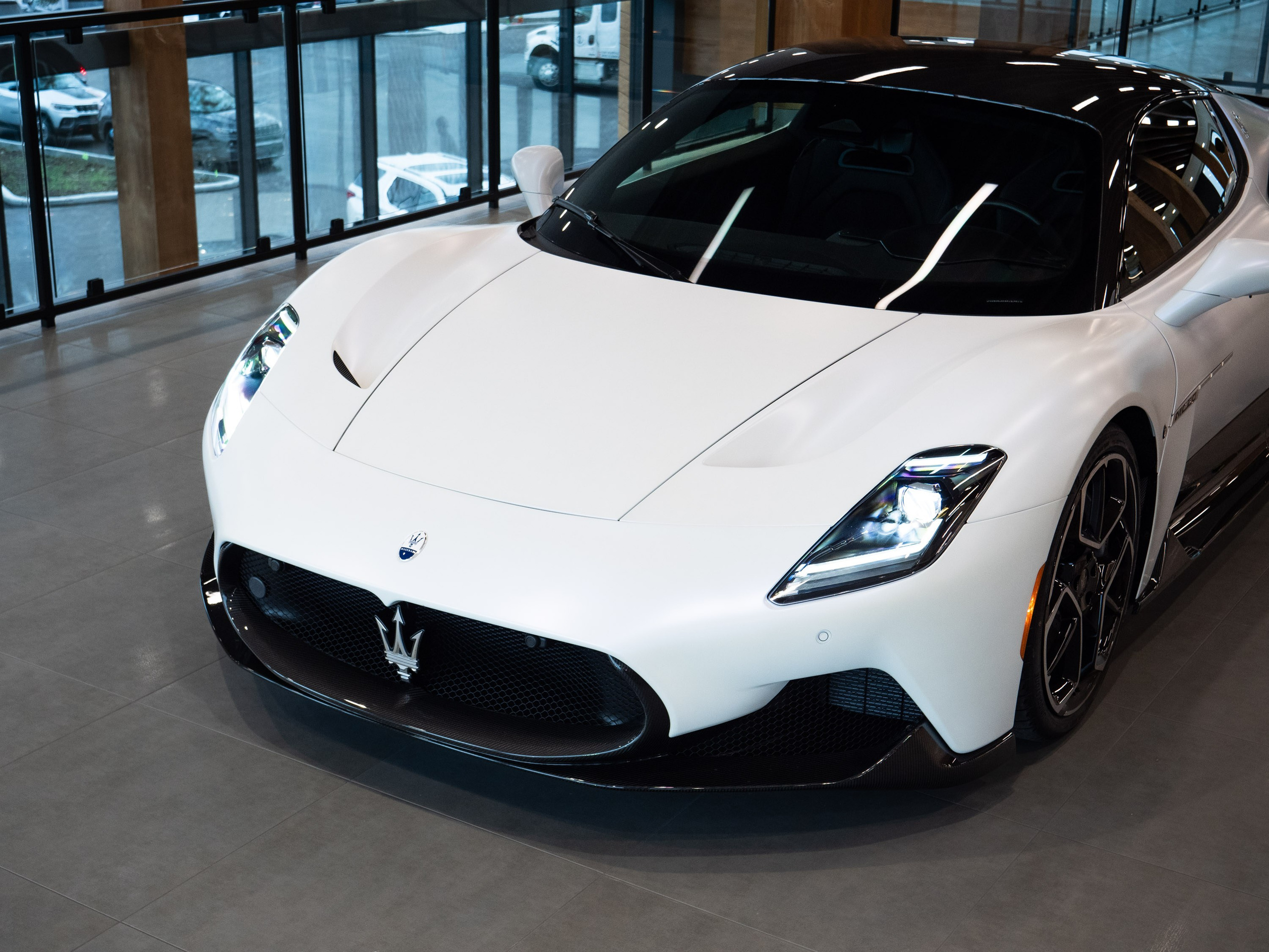 Maserati MC20. Dimitri Ilkov Photography — Capturing Life’s Moments in Edmonton, Cana