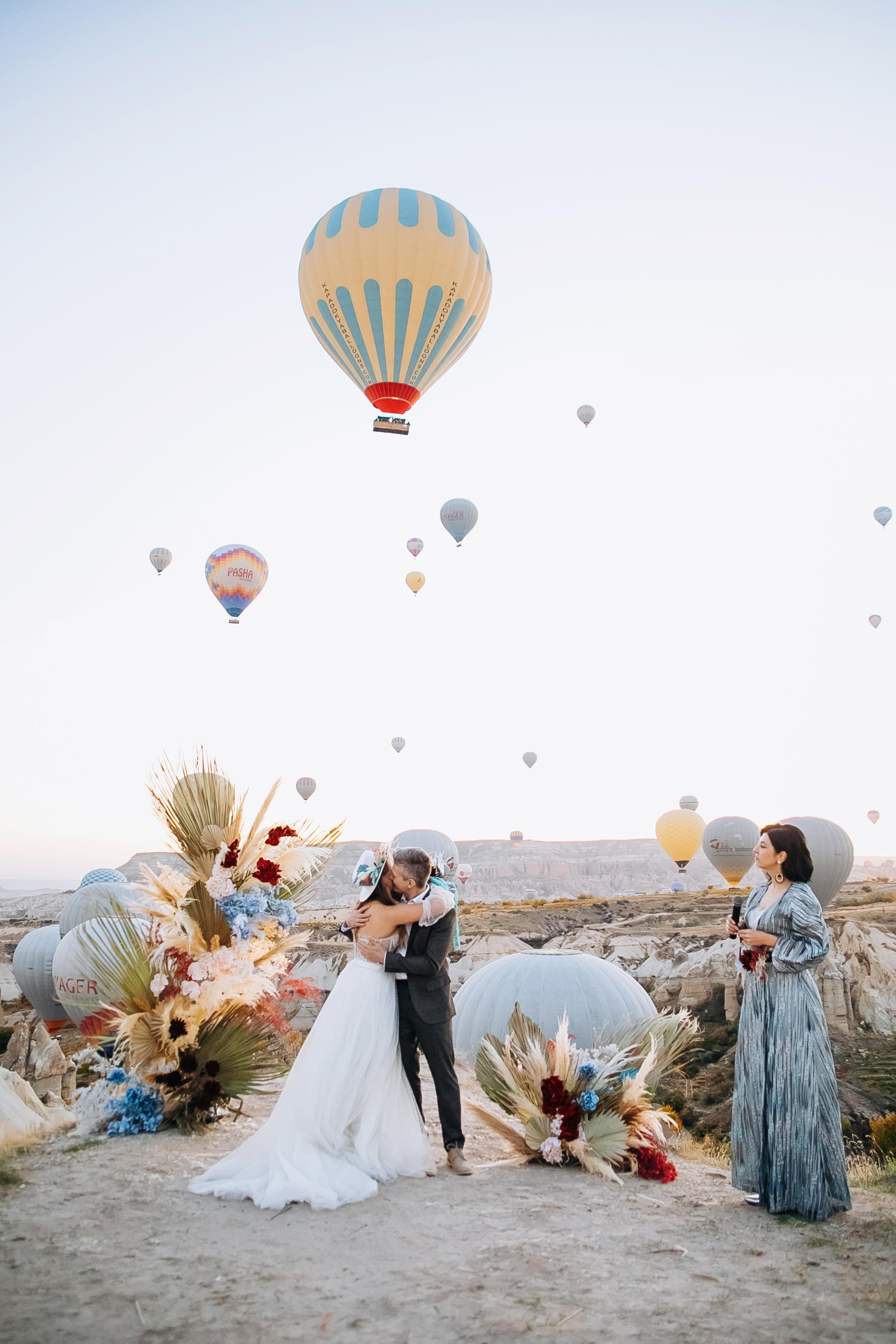 Aleksandr & Natalia — Cappadocia 10 Year Wedding Anniversary. Iurkovski PHOTOGRAPHY in Europe. Luxury destination weddings and events