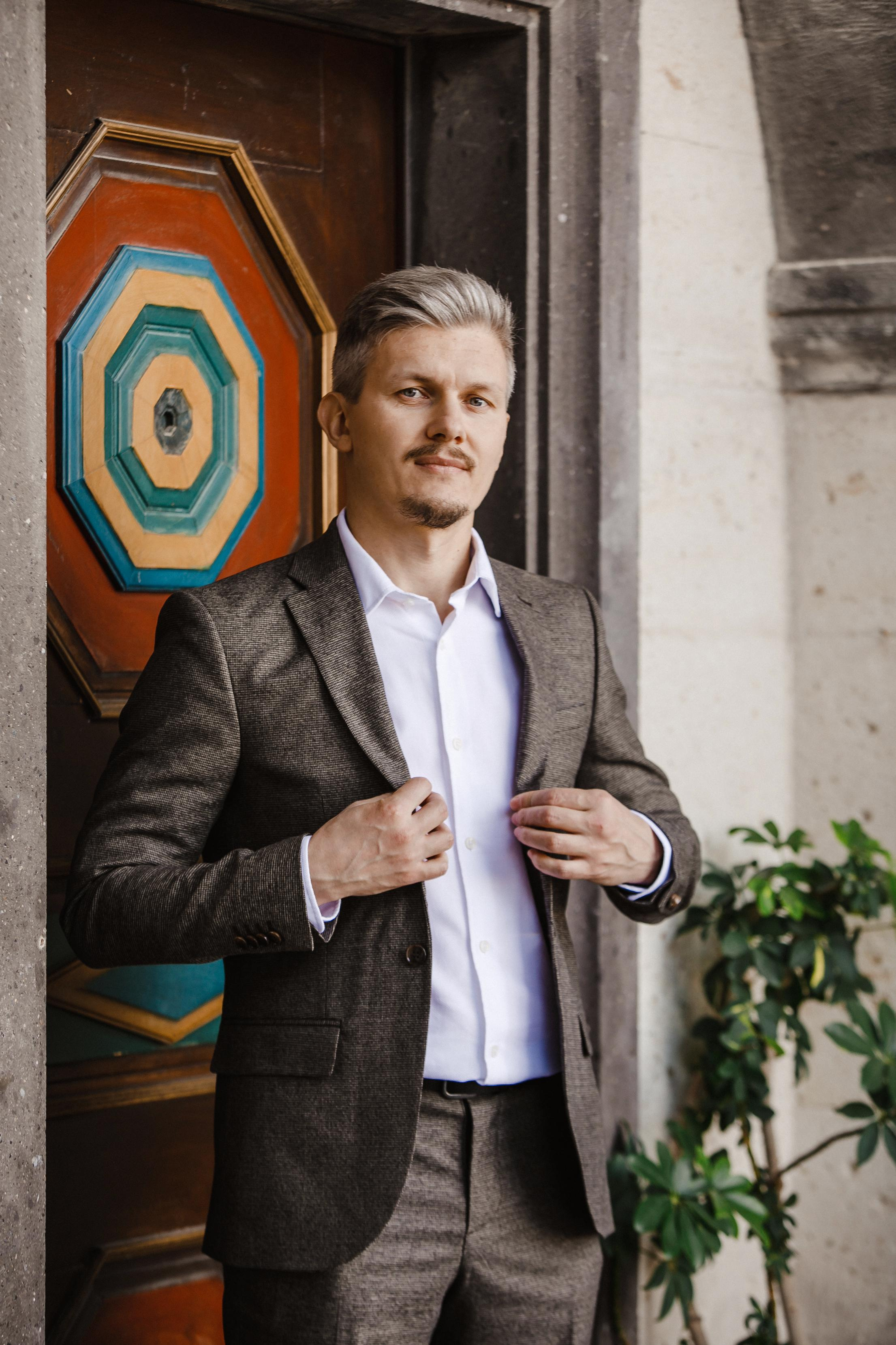 Aleksandr & Natalia — Cappadocia 10 Year Wedding Anniversary. Iurkovski PHOTOGRAPHY in Europe. Luxury destination weddings and events