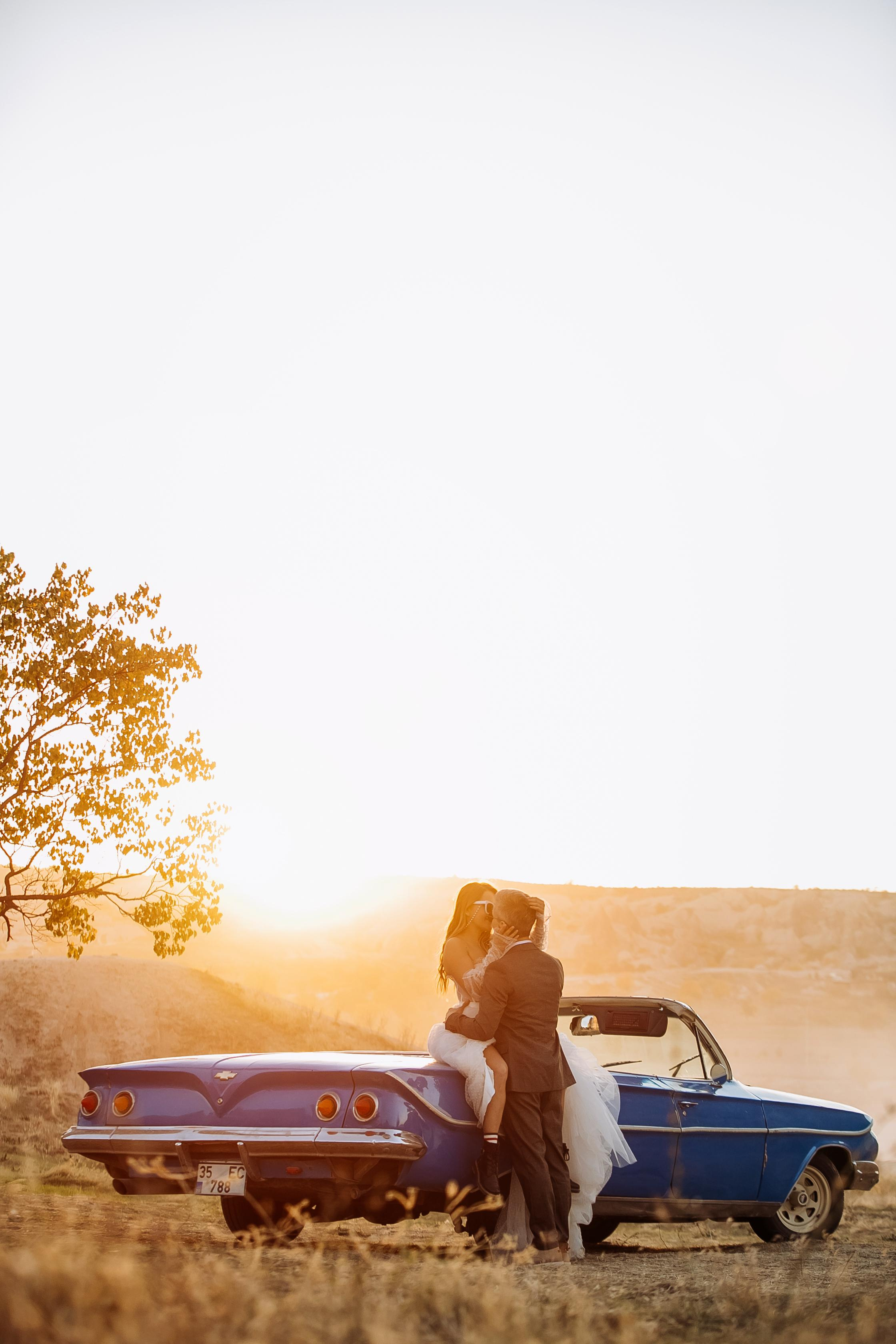 Iurkovski PHOTOGRAPHY in Europe. Luxury destination weddings and events