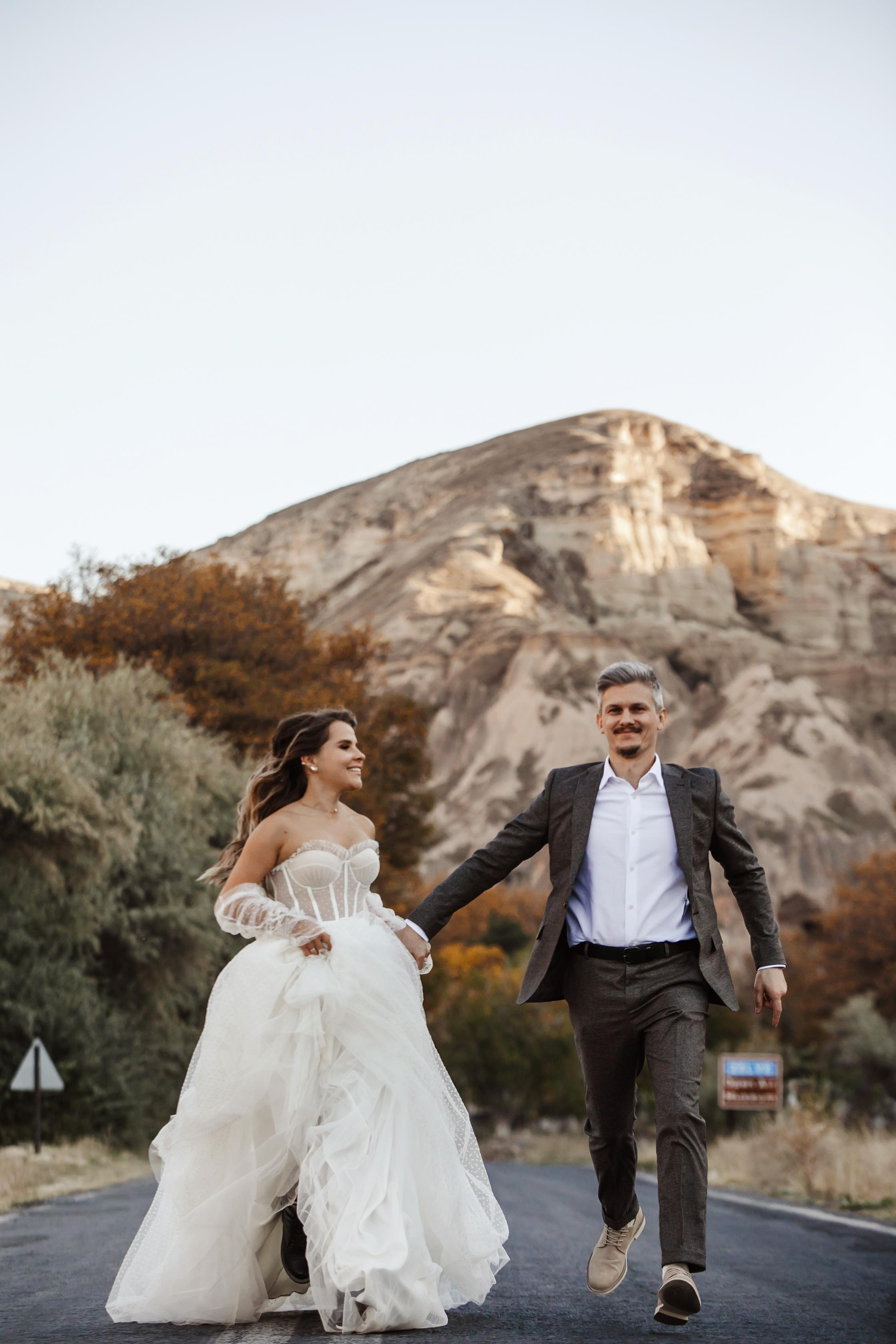 Aleksandr & Natalia — Cappadocia 10 Year Wedding Anniversary. Iurkovski PHOTOGRAPHY in Europe. Luxury destination weddings and events