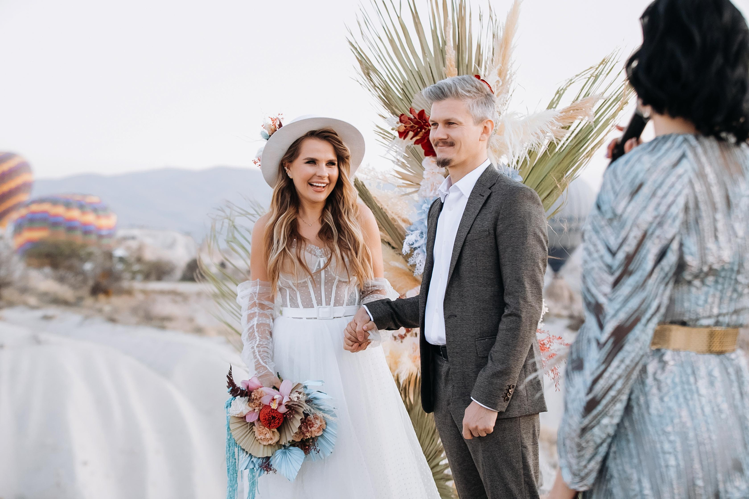 Aleksandr & Natalia — Cappadocia 10 Year Wedding Anniversary. Iurkovski PHOTOGRAPHY in Europe. Luxury destination weddings and events