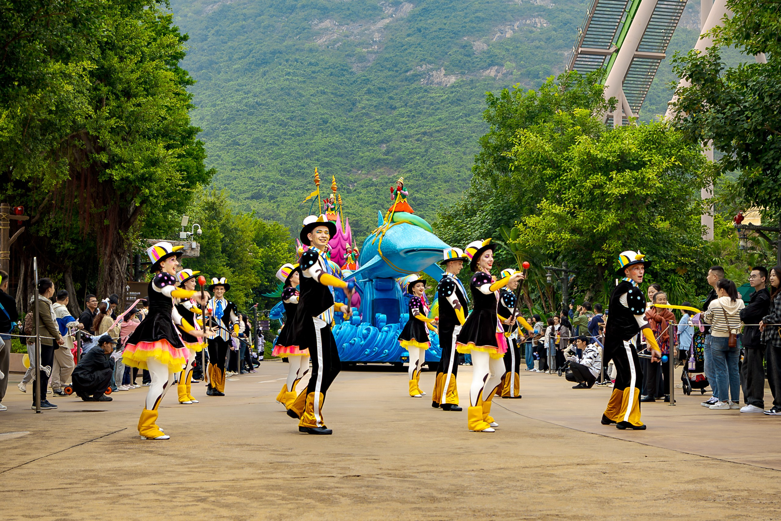 Дневной парад новогодняя версия