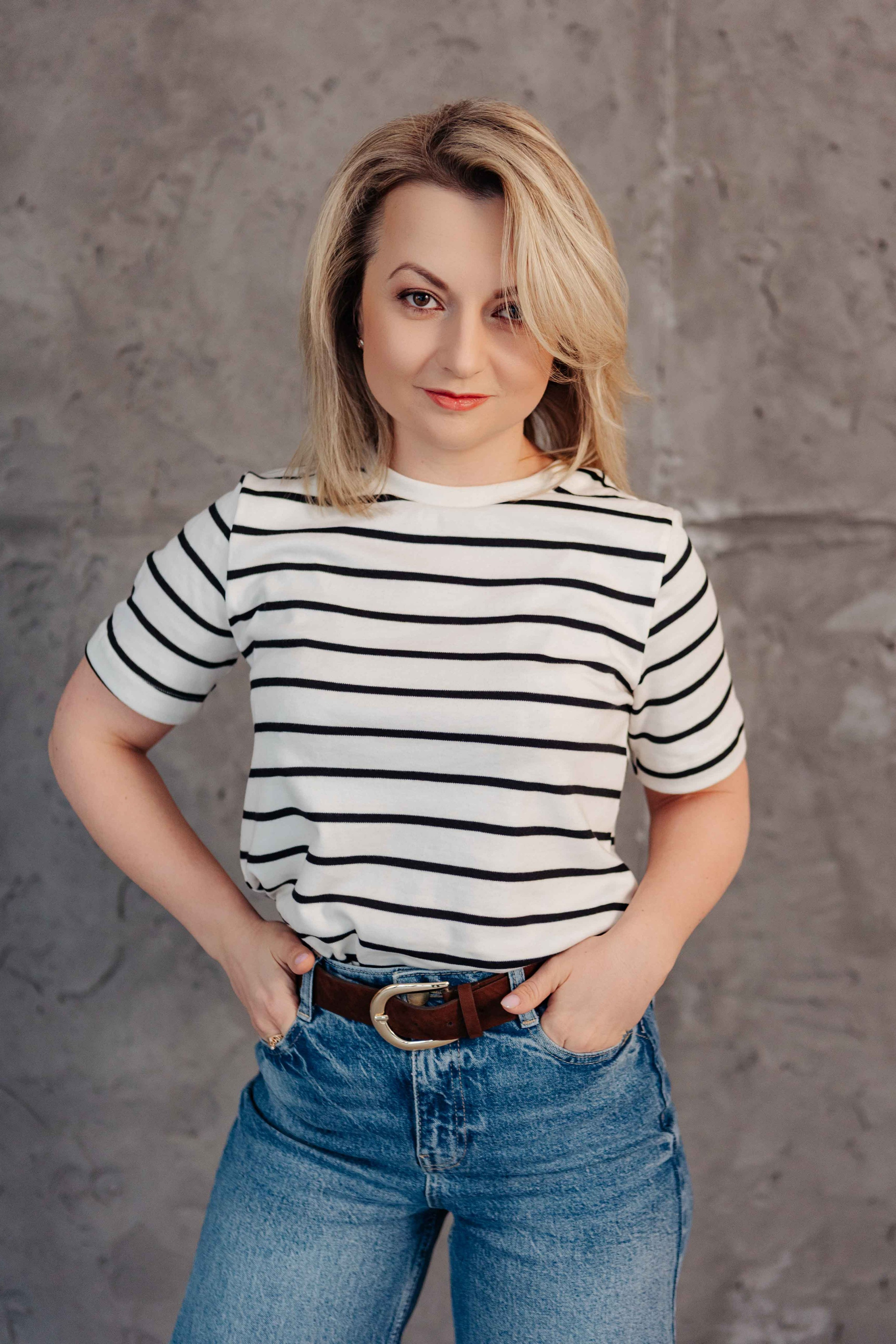 Laura. Cristina Andronache fotograf Brașov fotograf de familie fotograf de nunta Brașov