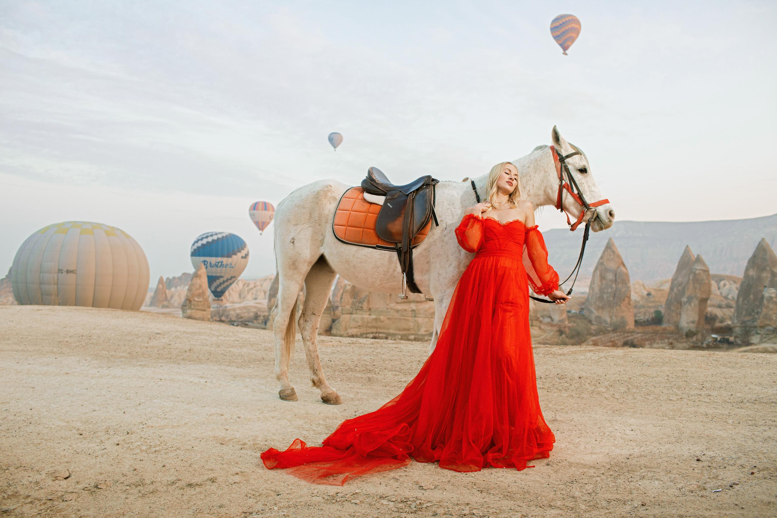Julia Ganch I Fashion Wedding Photography I Cappadocia Turkey