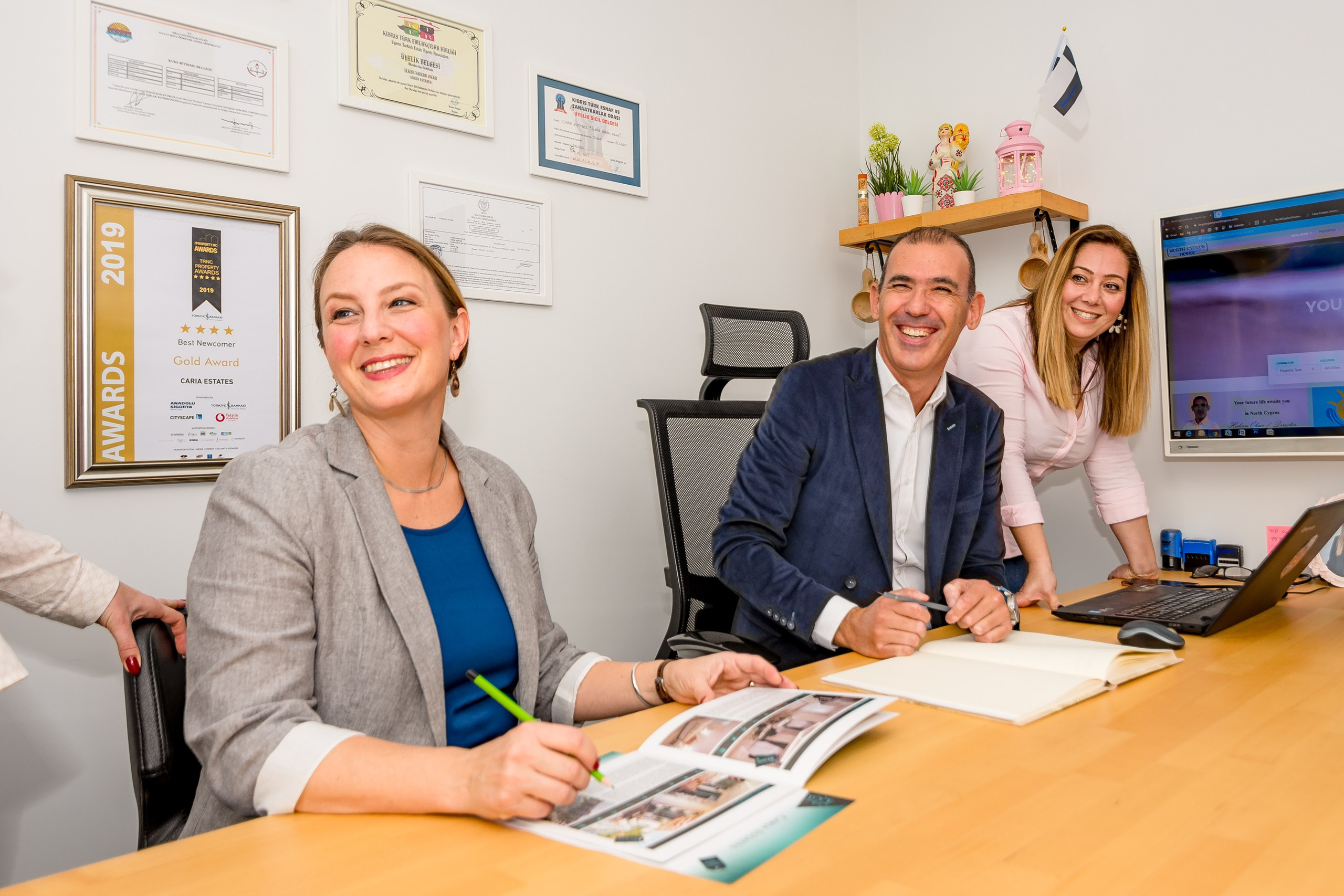 Corporate headshots. Портретный фотограф в Лос Анджелес | Аксиния Харитонова
