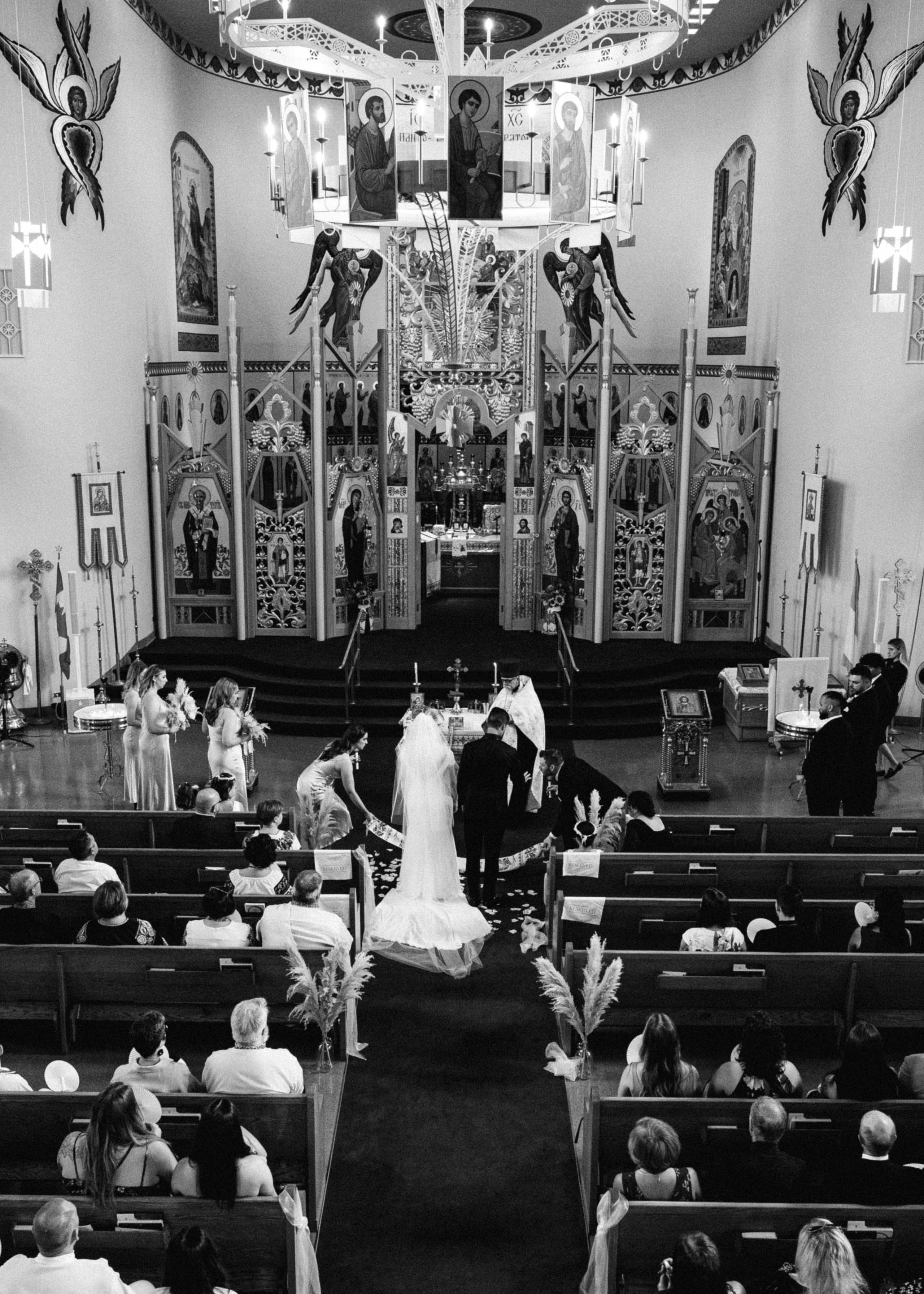 Khrystyna & Zachary (Winnipeg Art Gallery). Wedding Photographer in Winnipeg — Cinematic & Timeless by Vitiuk Photography