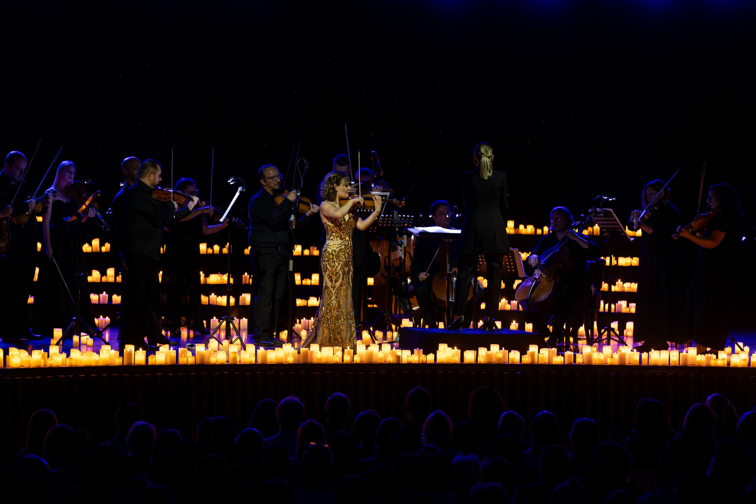 Violinistica Irina Mureșanu tokom nastupa na Candlelight koncertu u Sarajevu
