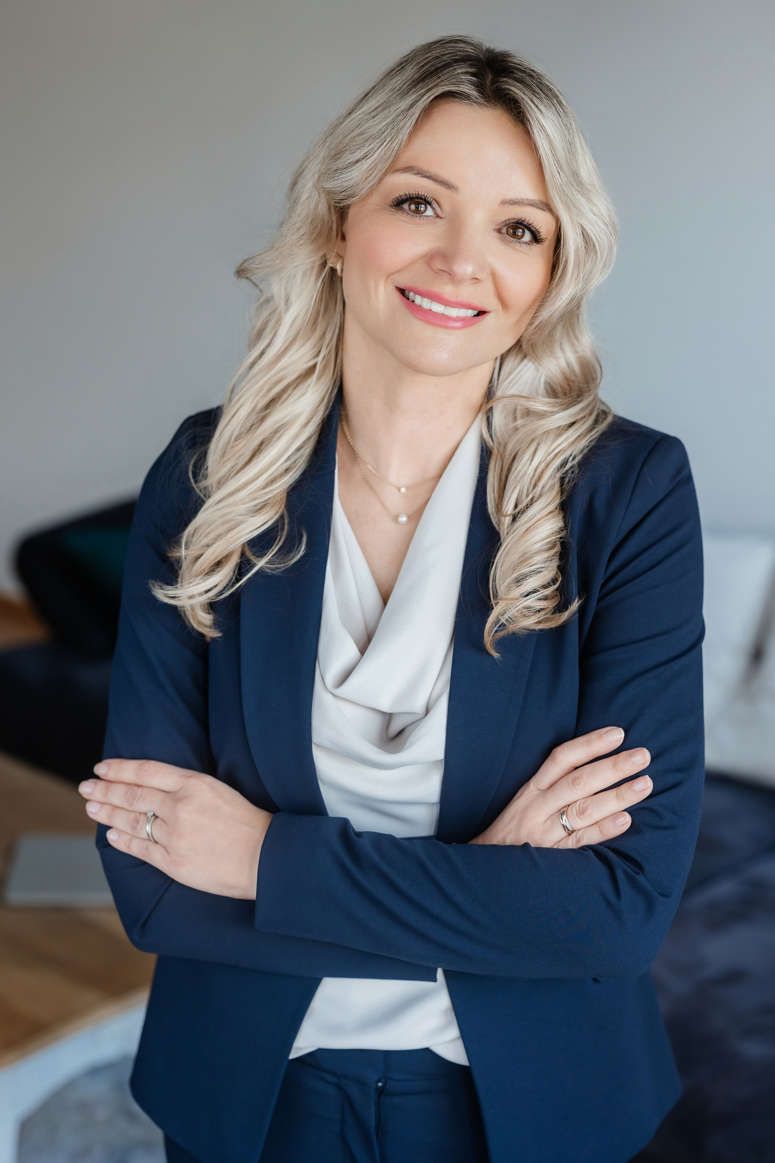 Pamela. Amazing photo session at a time convenient for you. Y